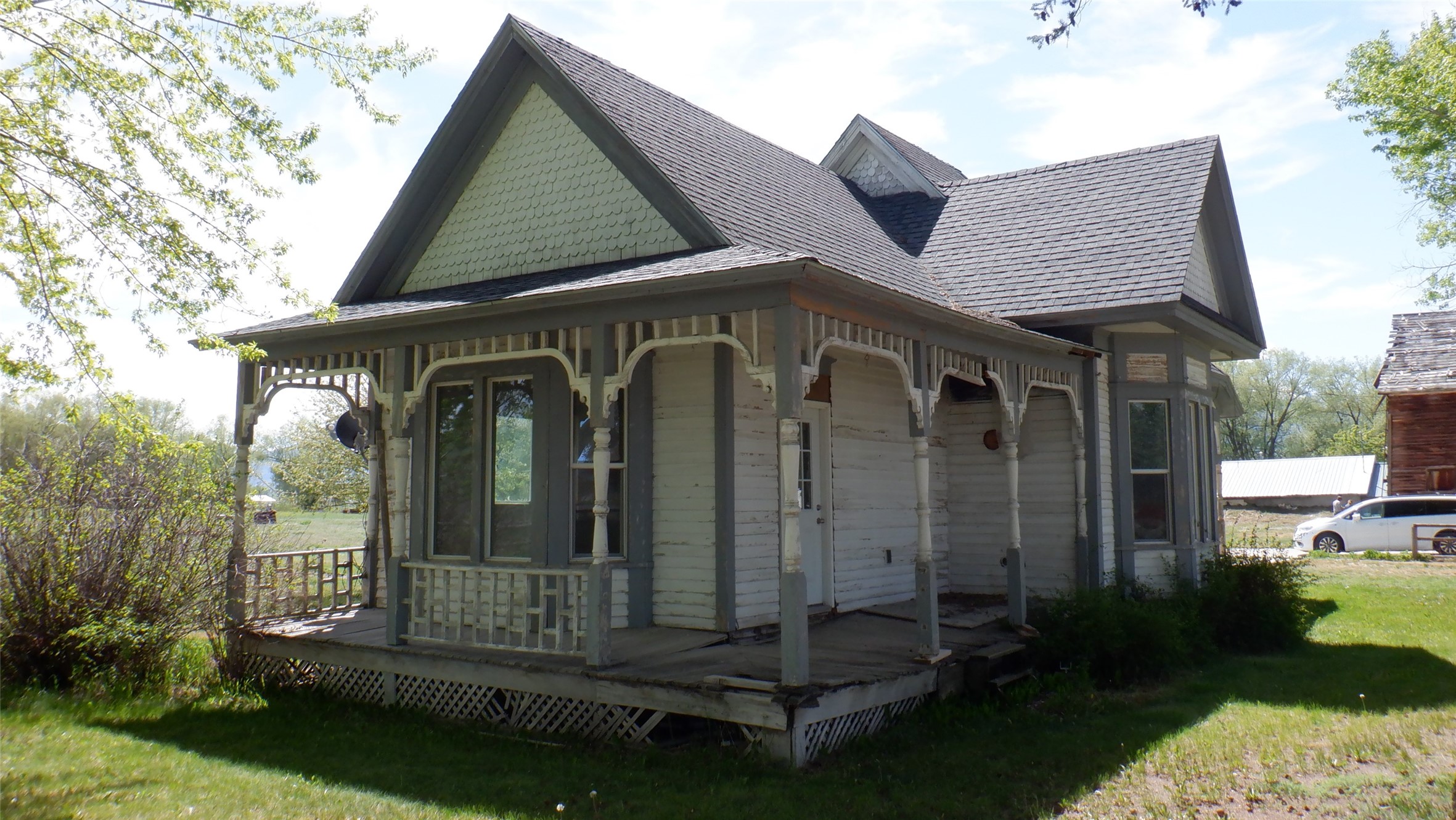 321 Black Lane