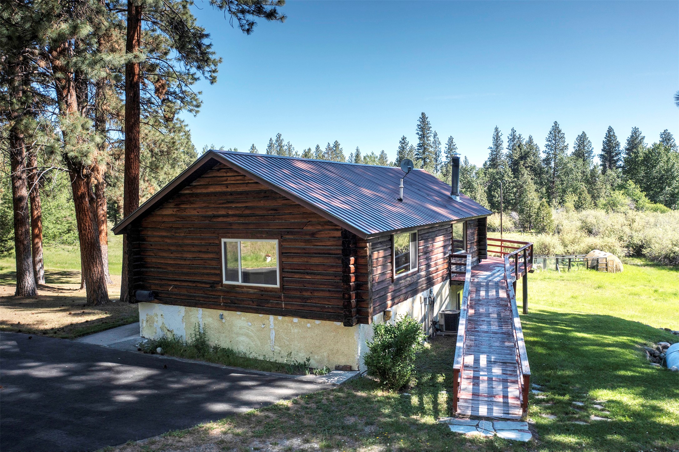 900 Springhill Road