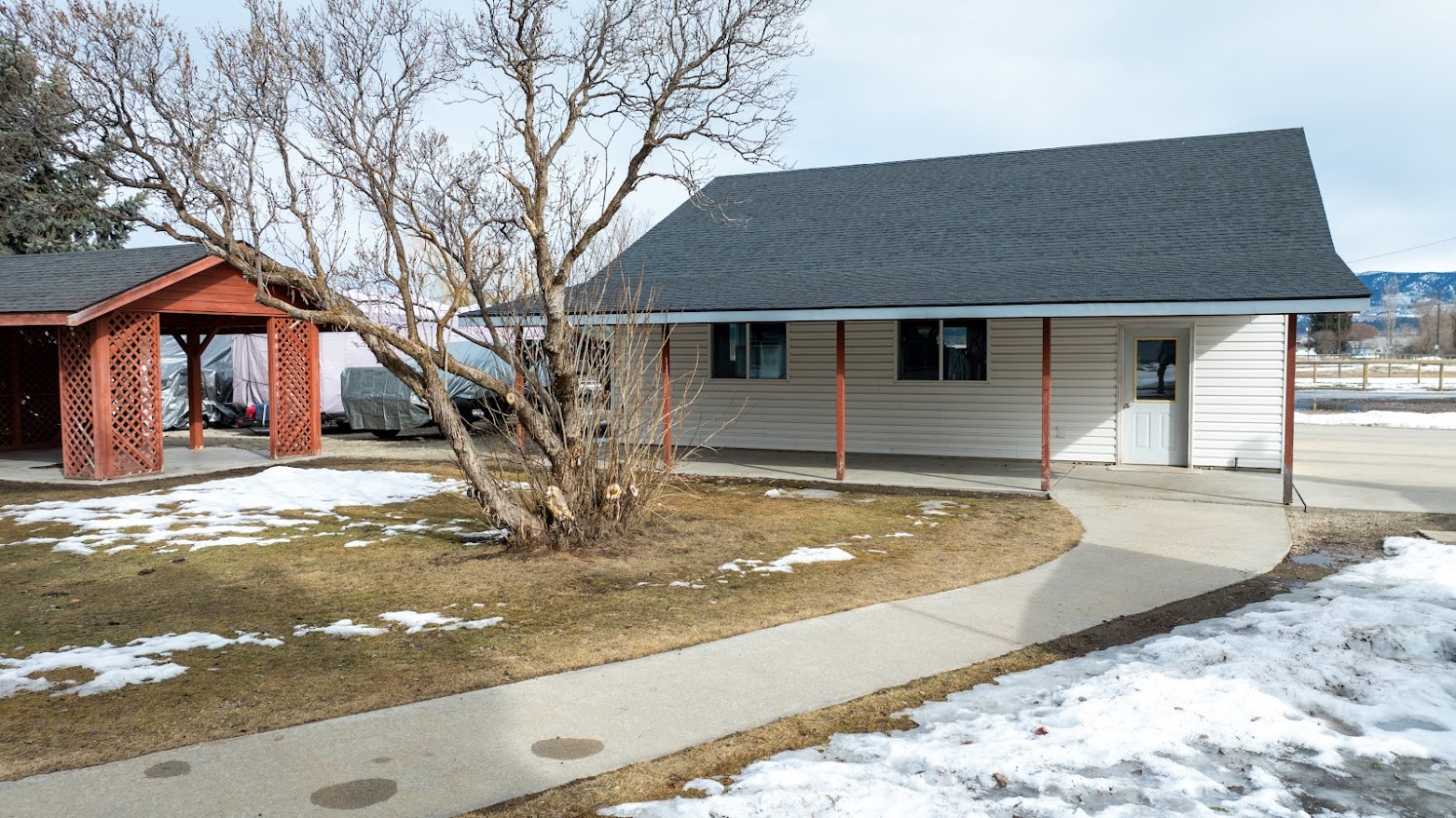 384 Old Corvallis Road