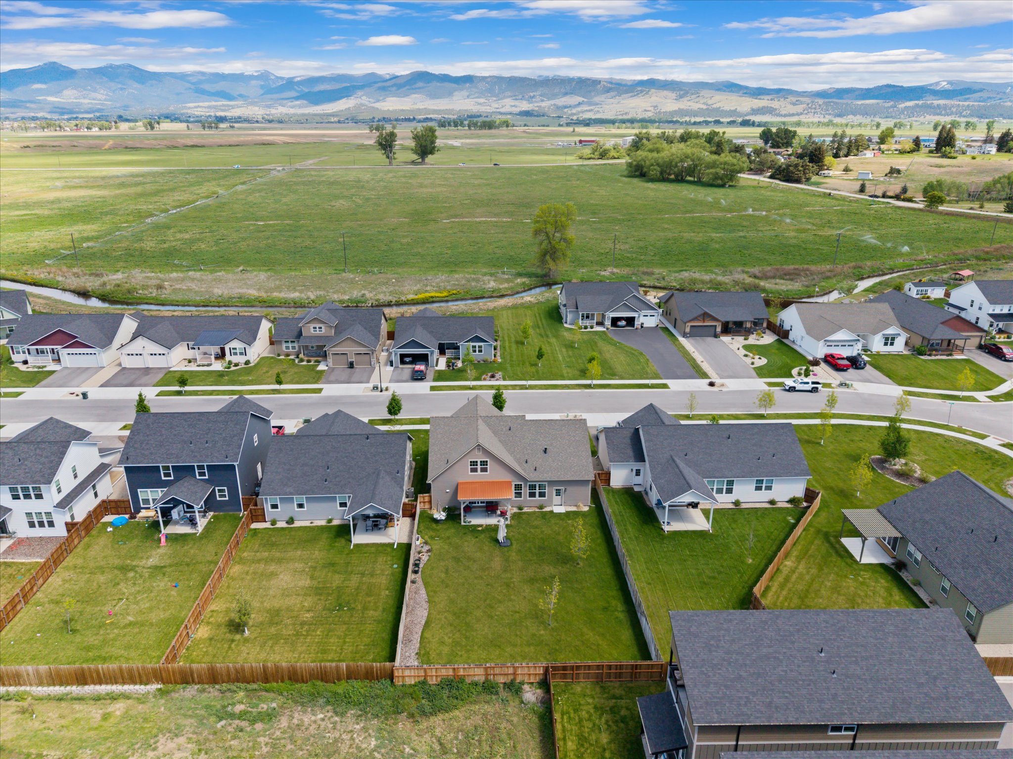 203 Kismet Court