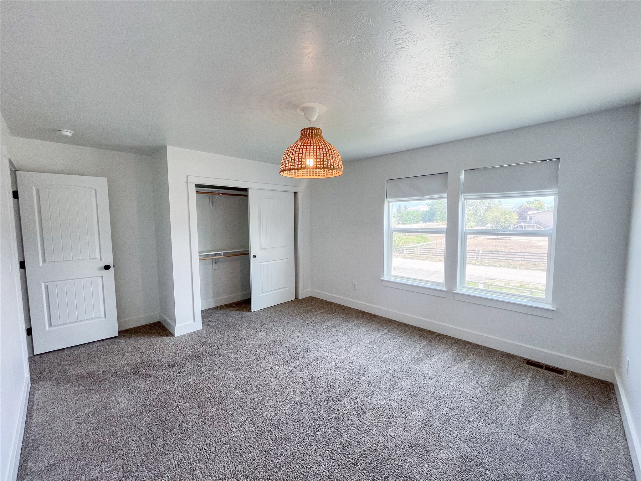 825 Cochise Way