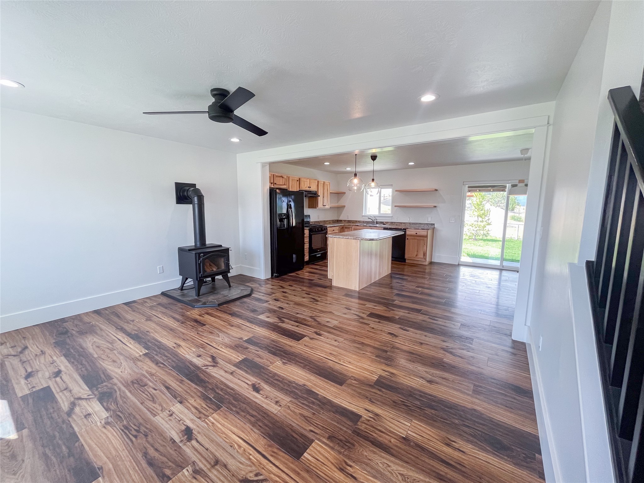 825 Cochise Way