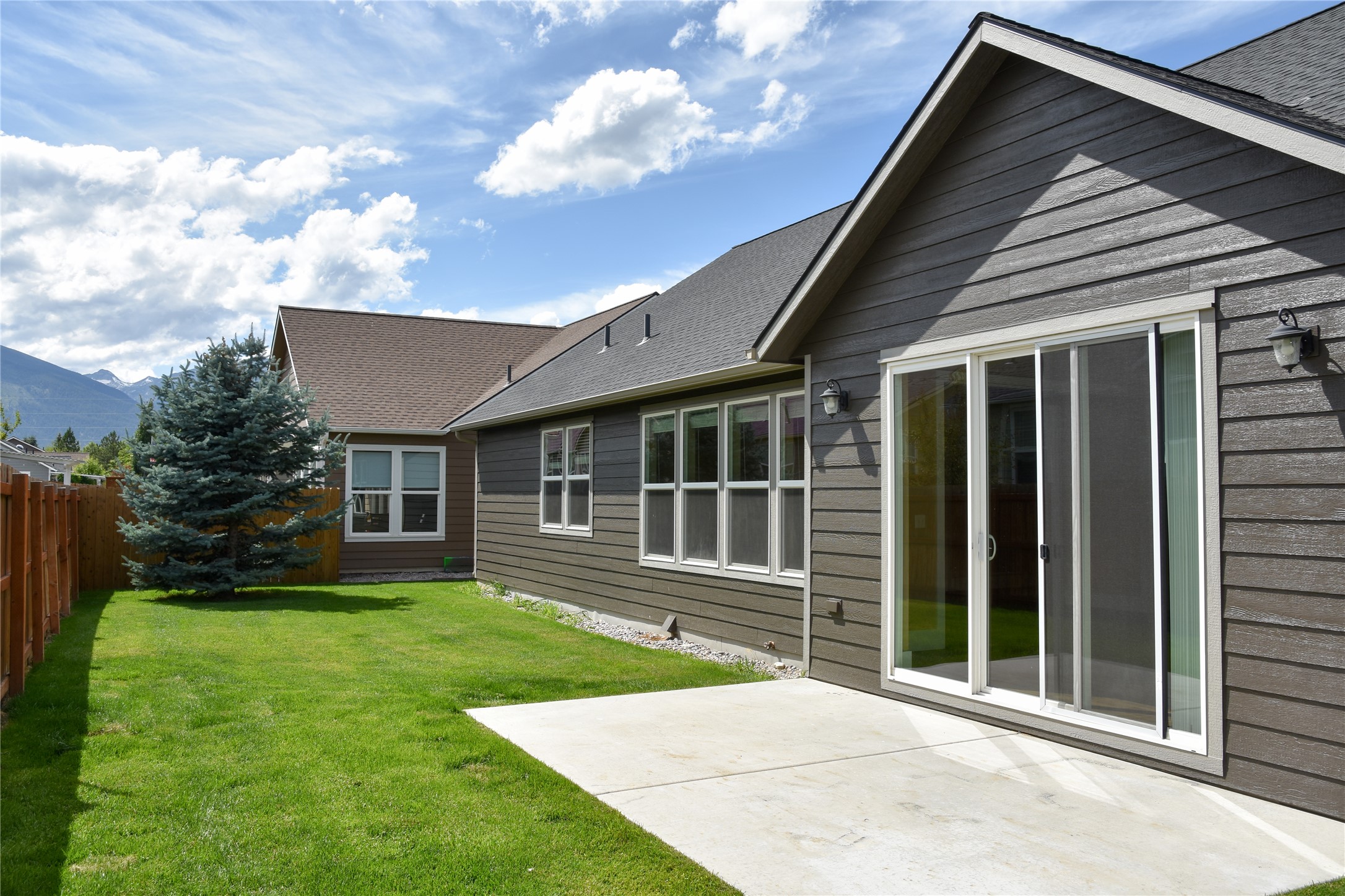 180 Bayberry Lane