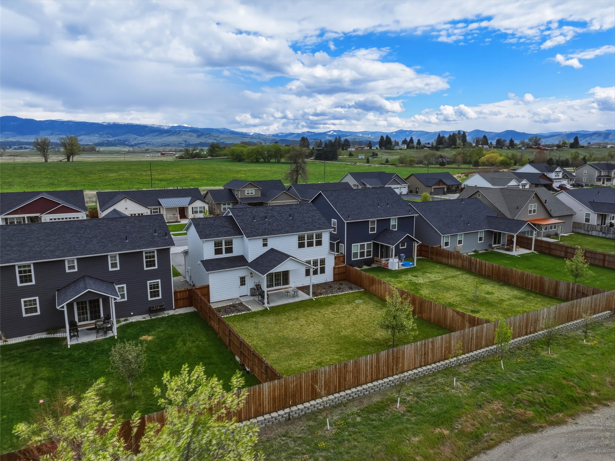 215 Kismet Court