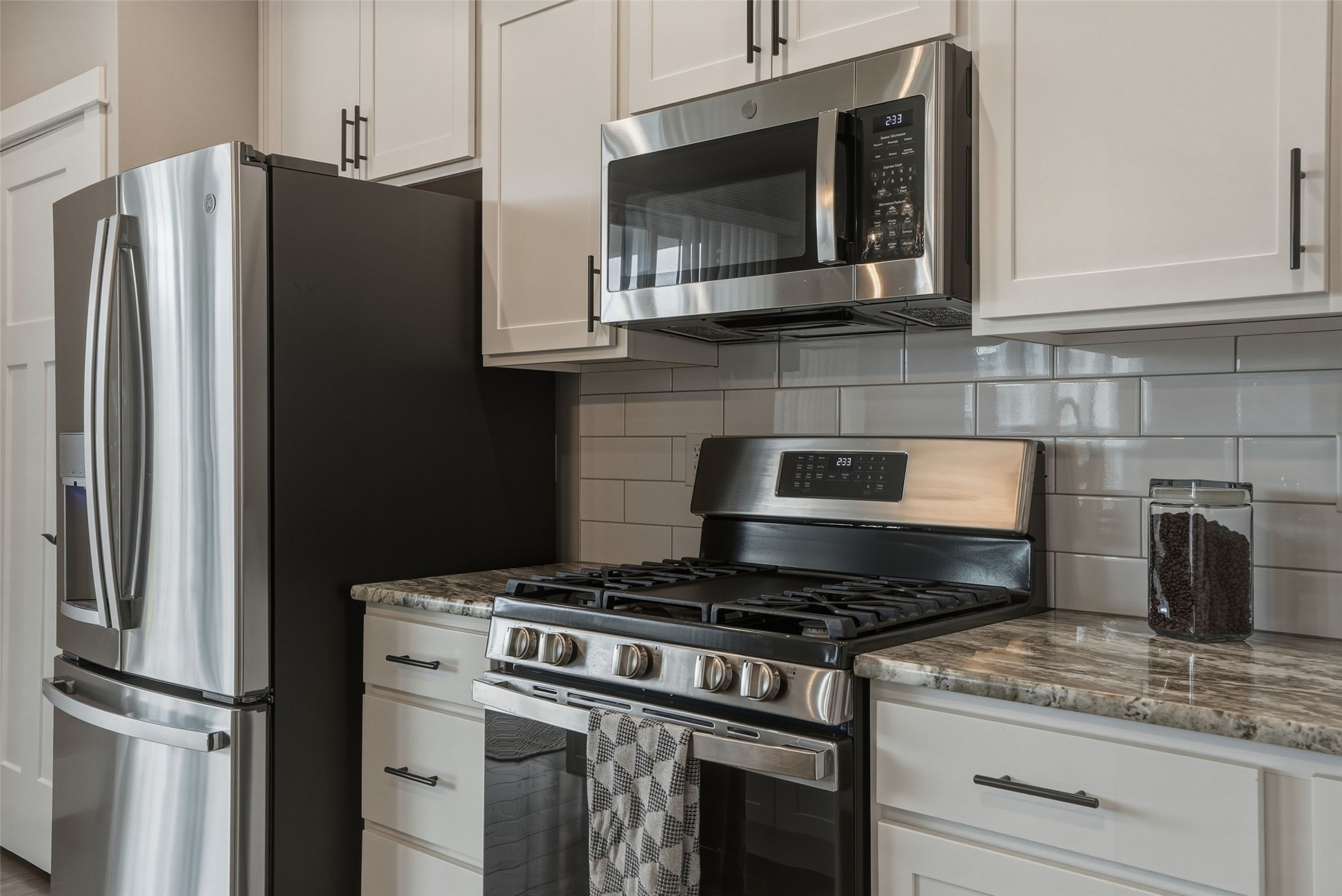 215 Kismet Court