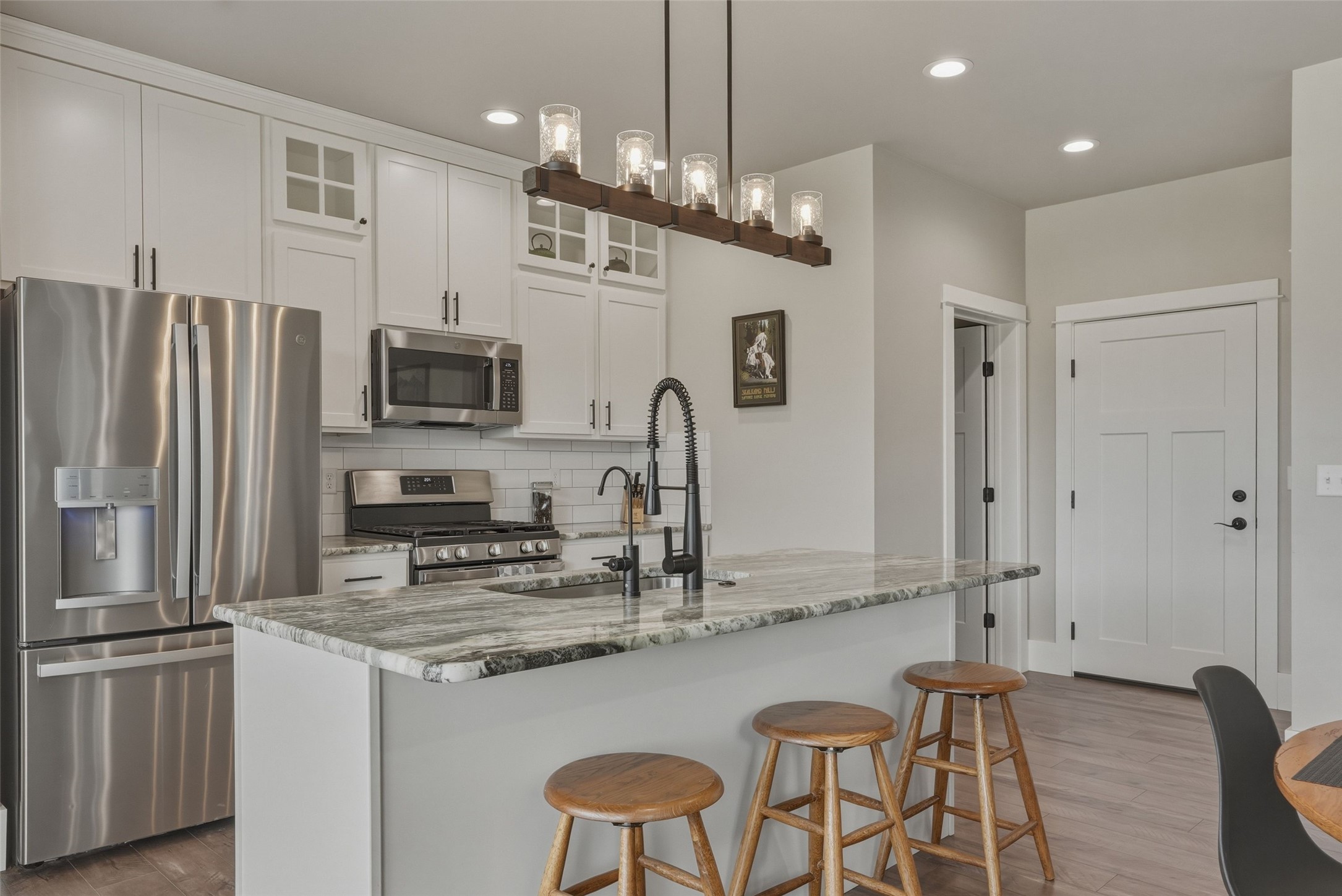 215 Kismet Court