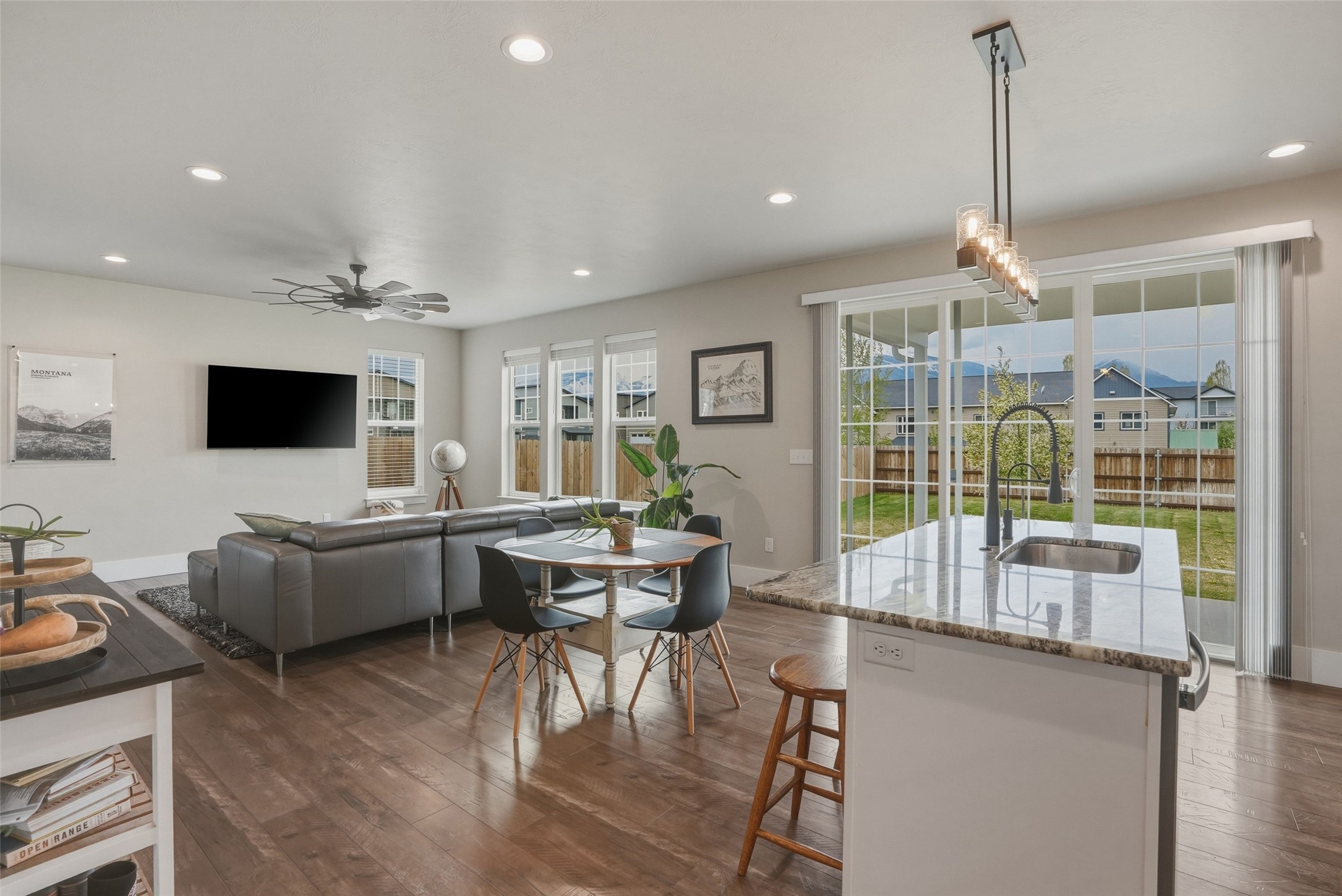 215 Kismet Court