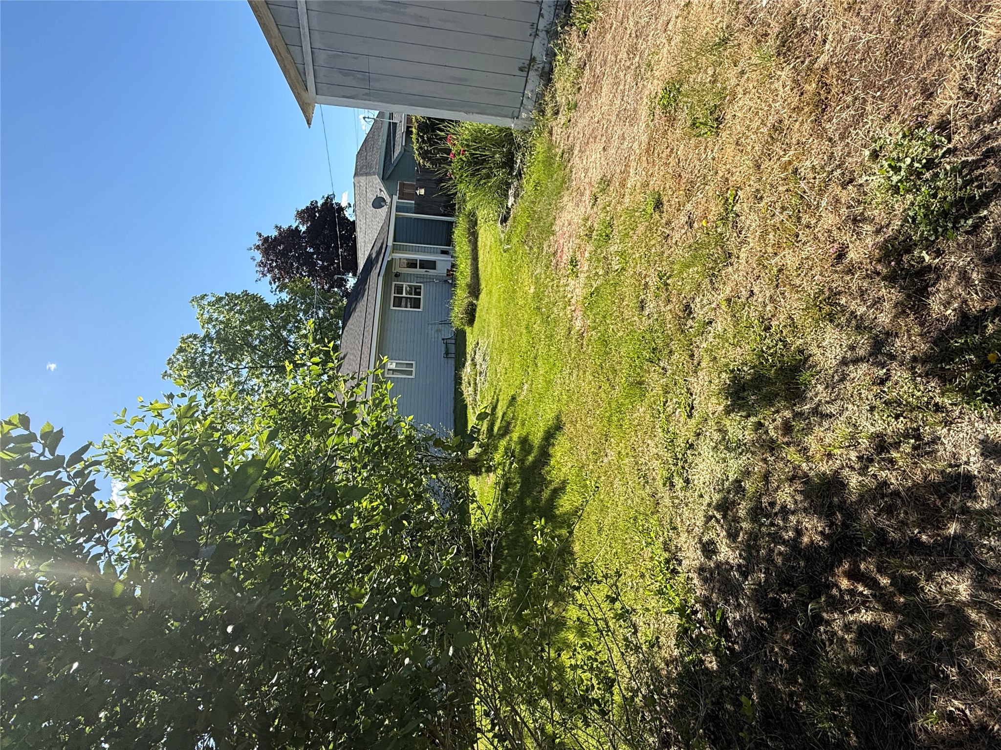 219 S 7th