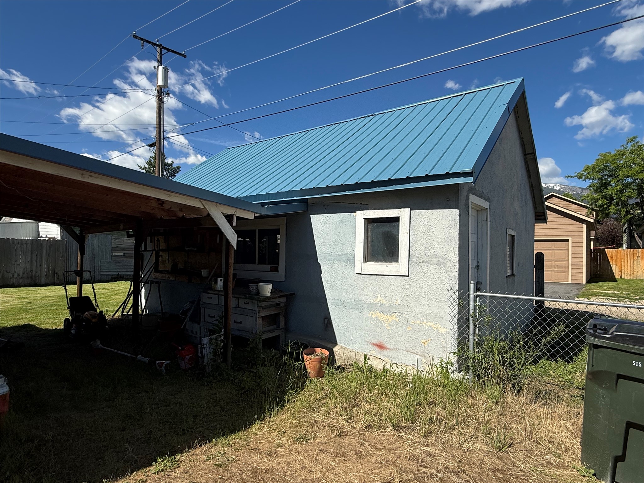 219 S 7th
