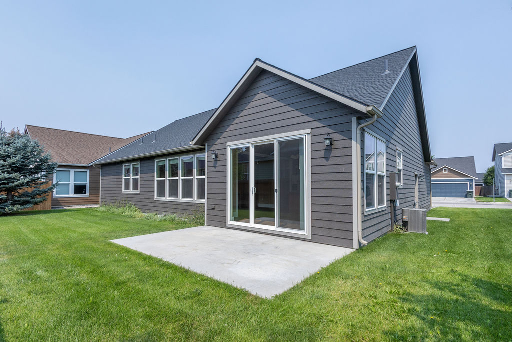 180 Bayberry Lane