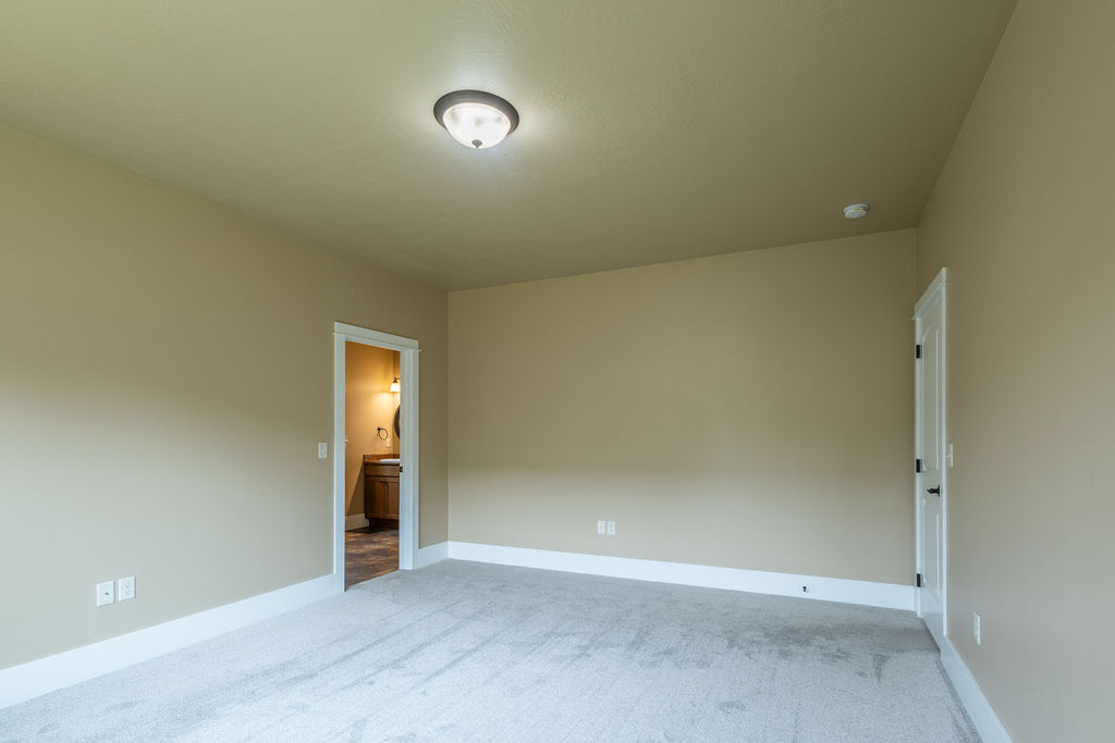 180 Bayberry Lane