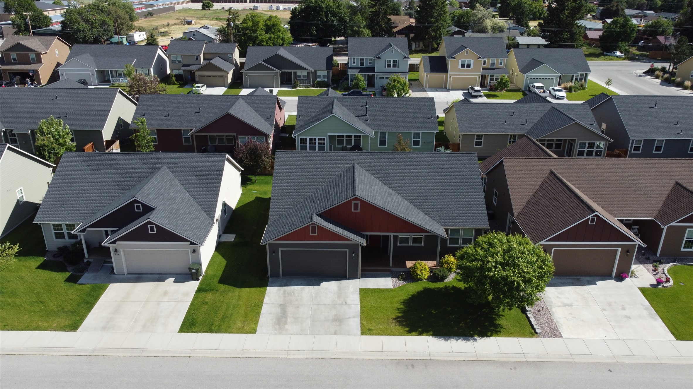 180 Bayberry Lane