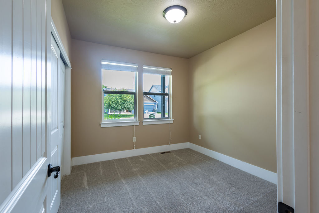 180 Bayberry Lane