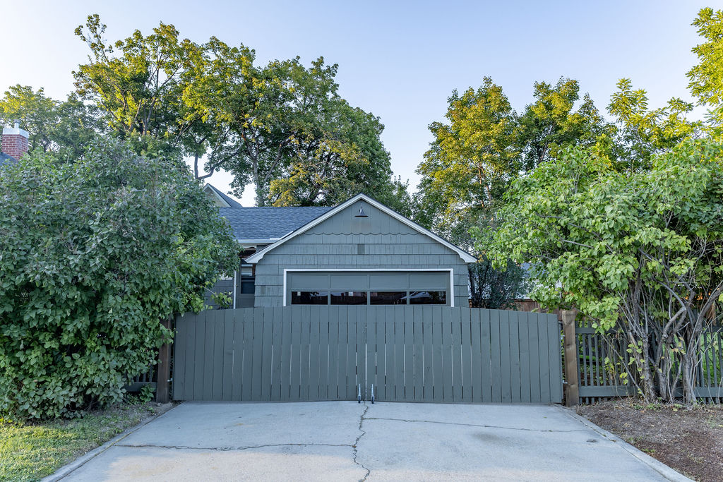 614 S 2nd Street
