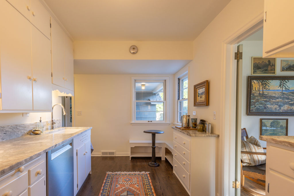 614 S 2nd Street