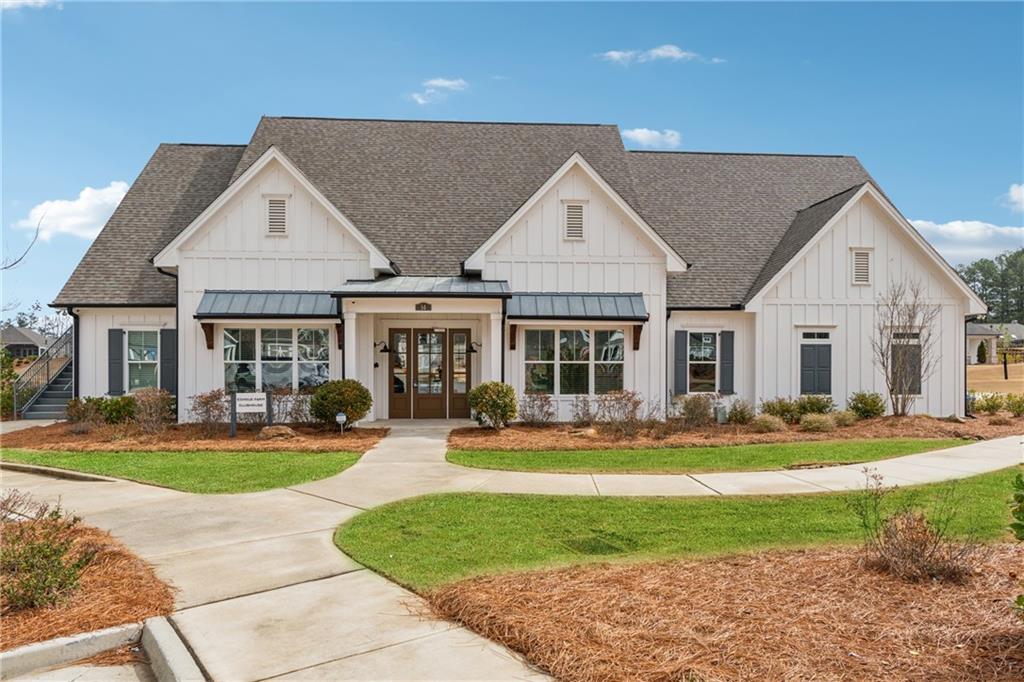 48 Lantern Trace