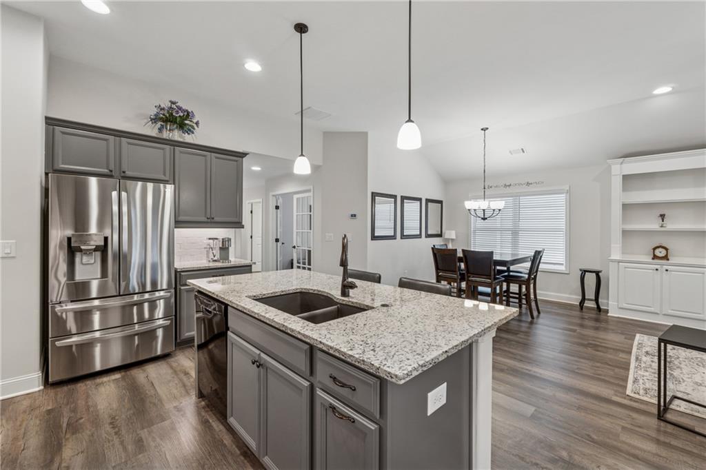 48 Lantern Trace