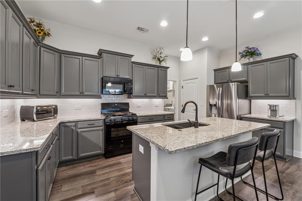 48 Lantern Trace