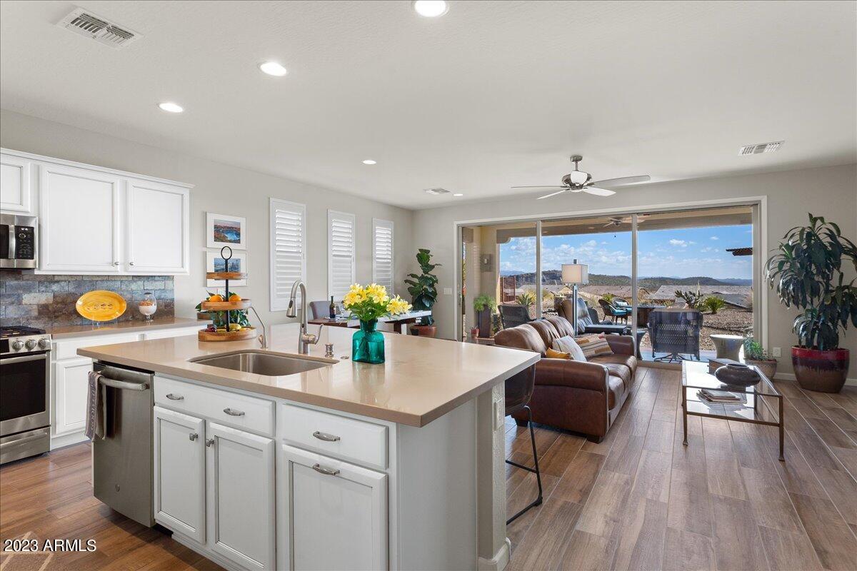 3925 BRIGHT SKY Court