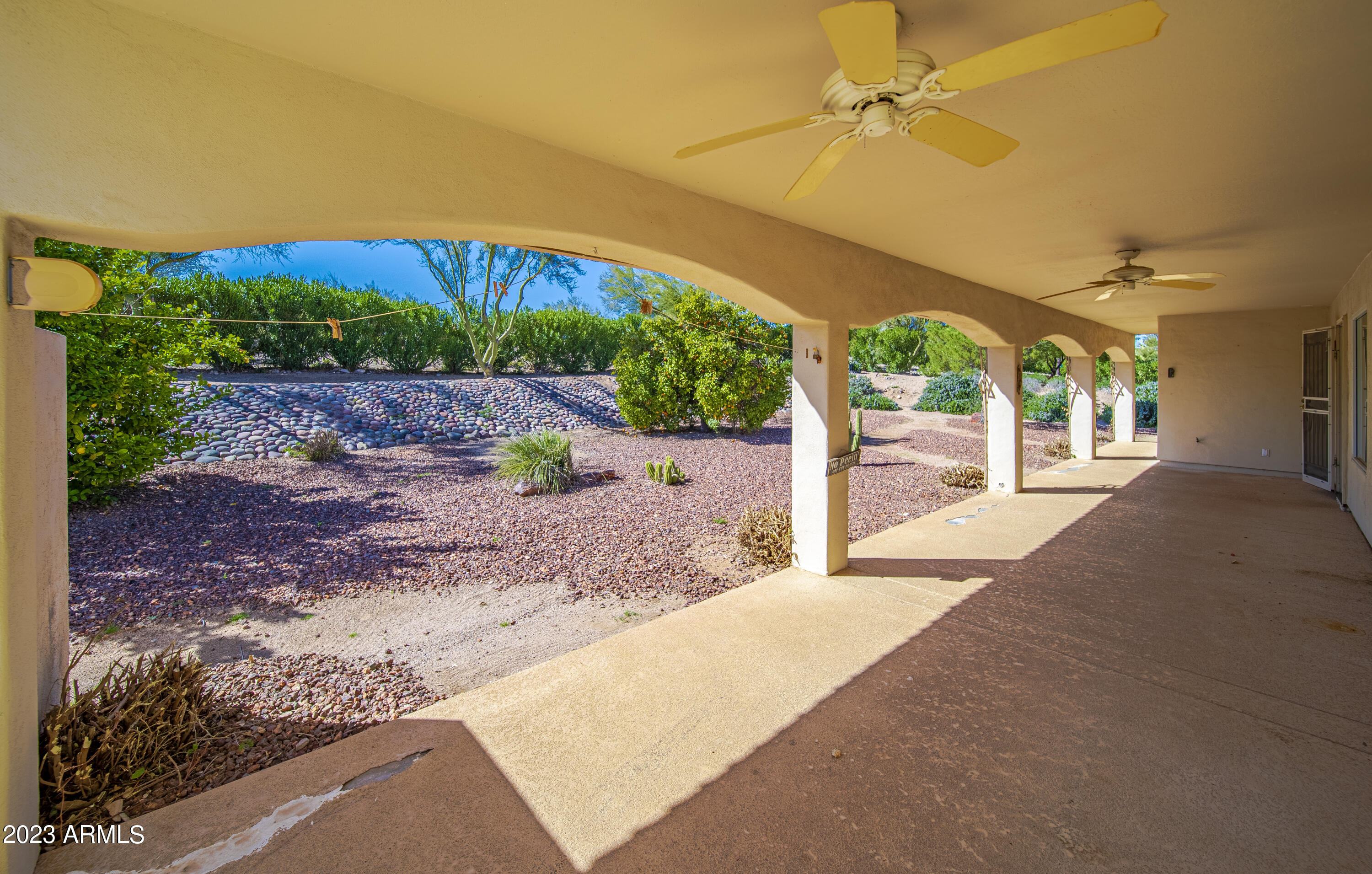 2105 W SILVERLODE Drive