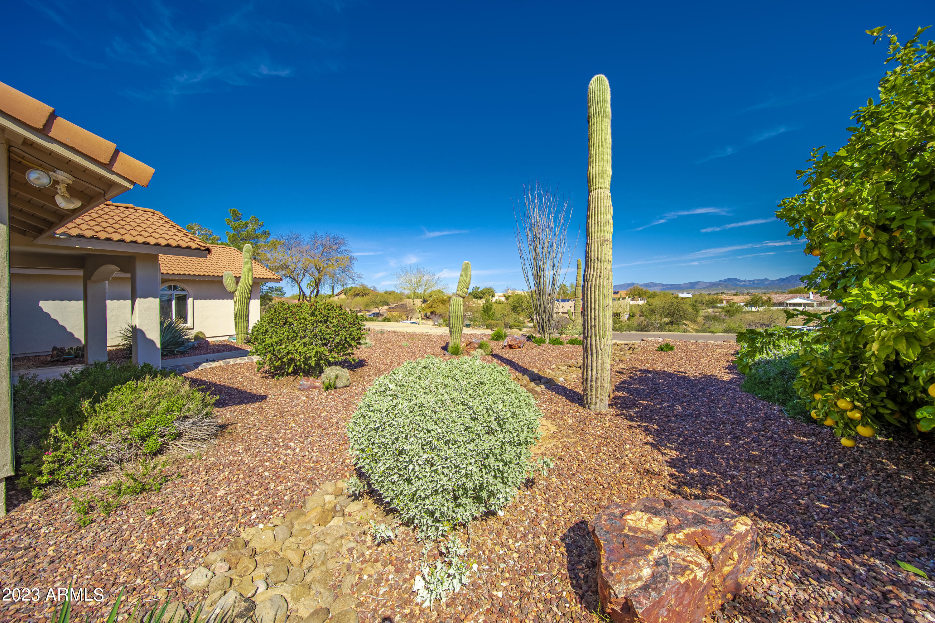 2105 W SILVERLODE Drive