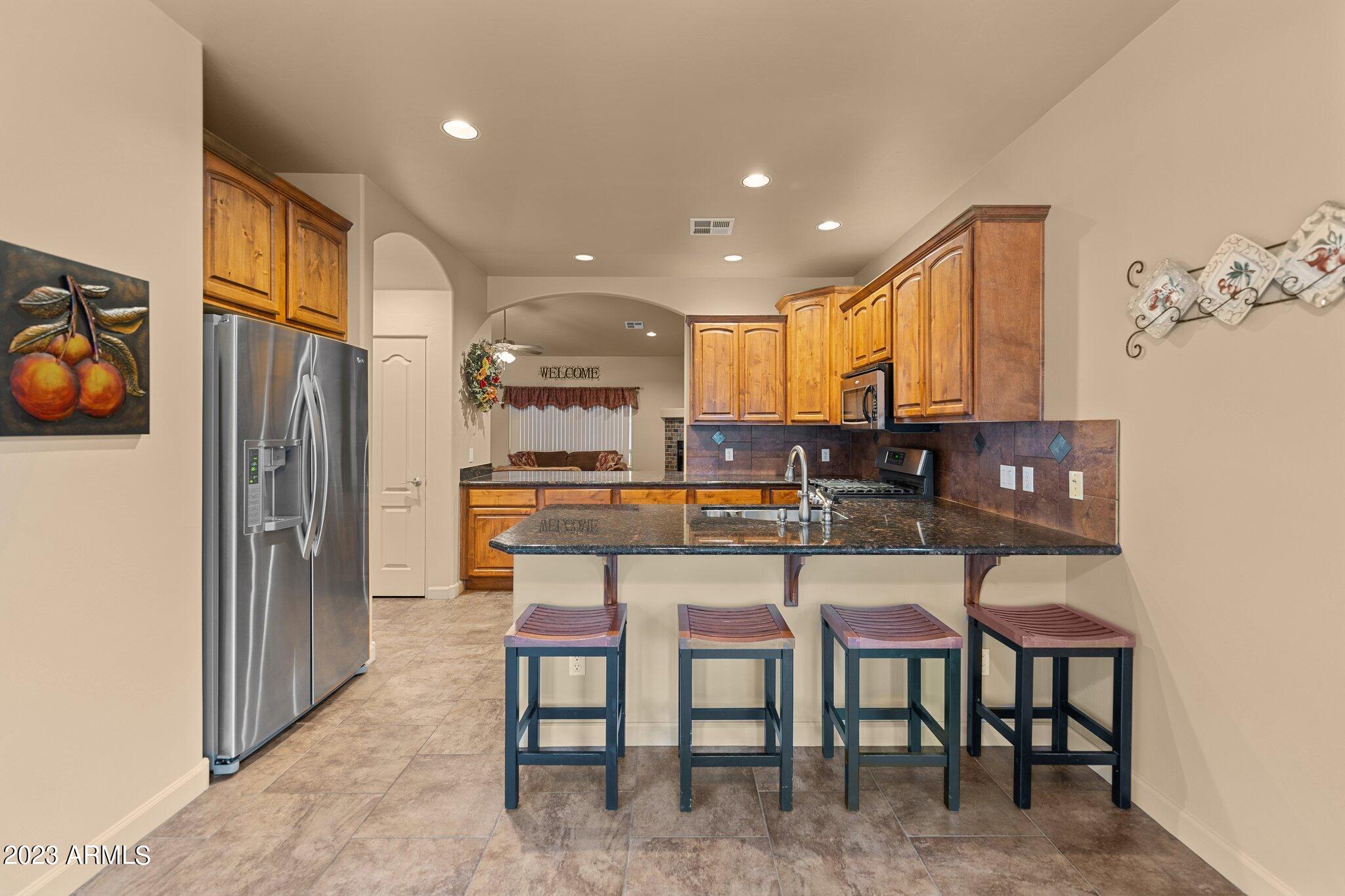 406 N Mariposa Drive