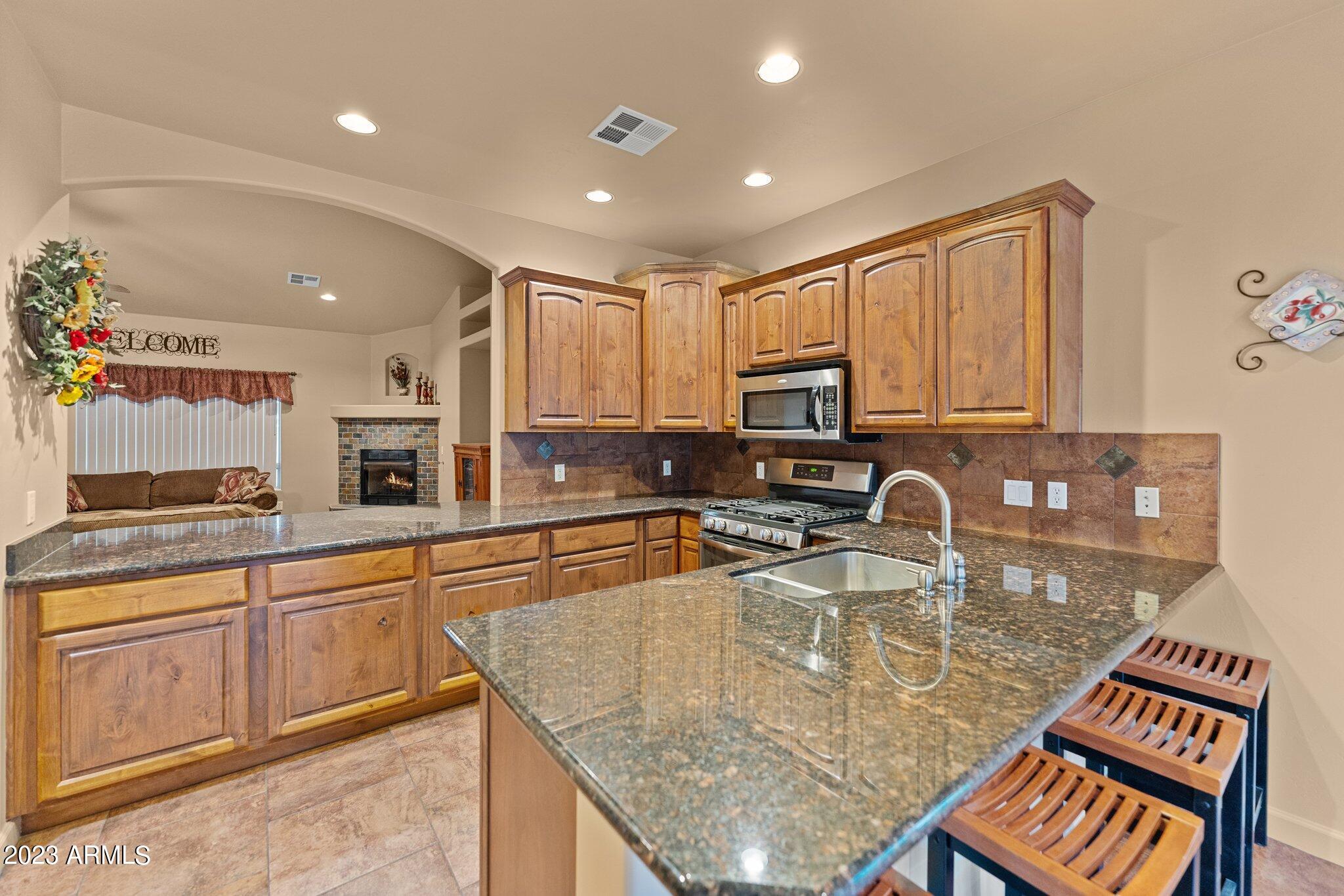 406 N Mariposa Drive