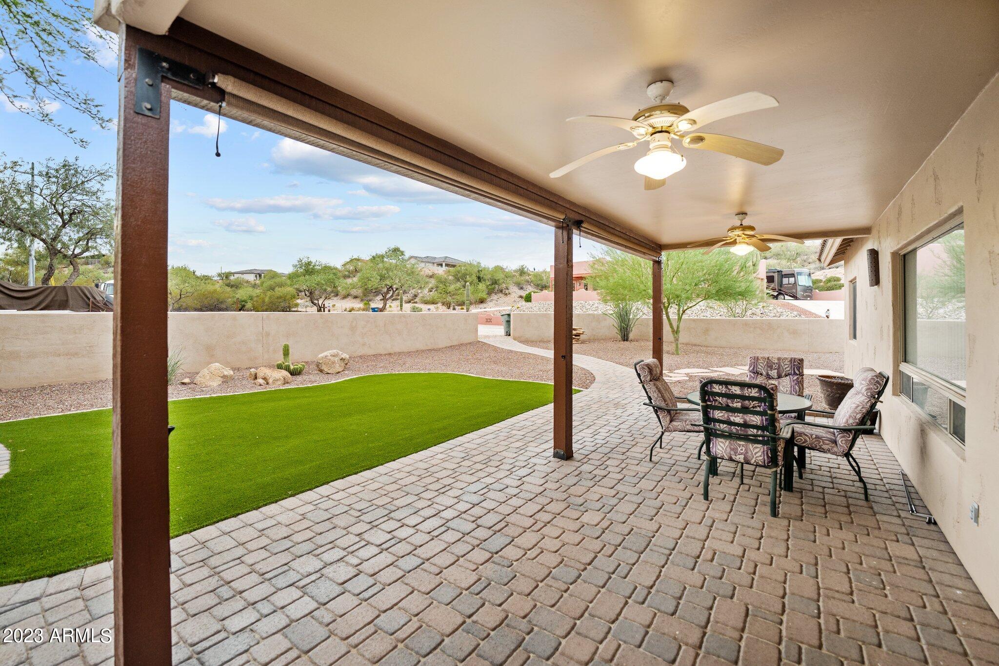 406 N Mariposa Drive