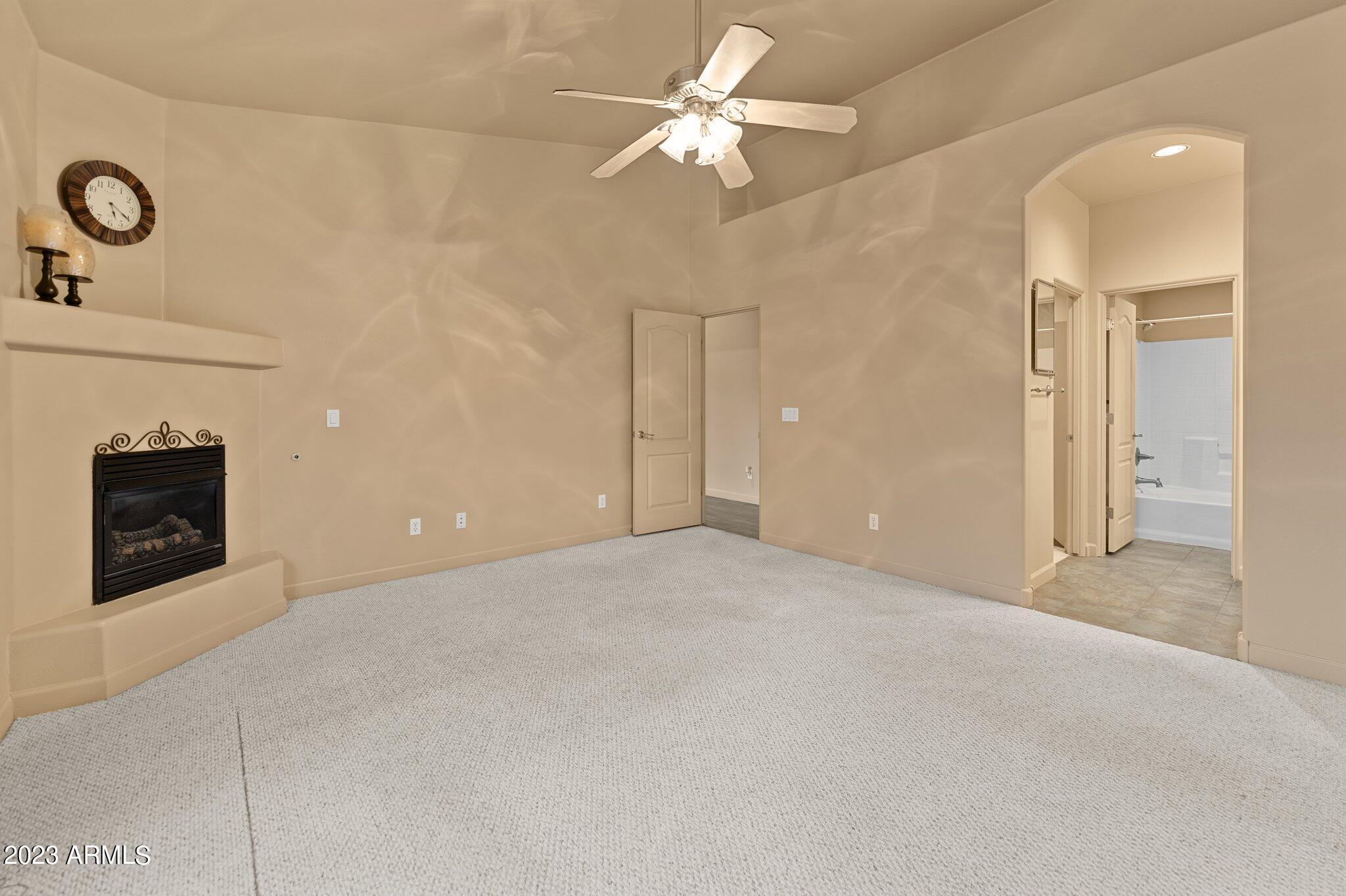 406 N Mariposa Drive