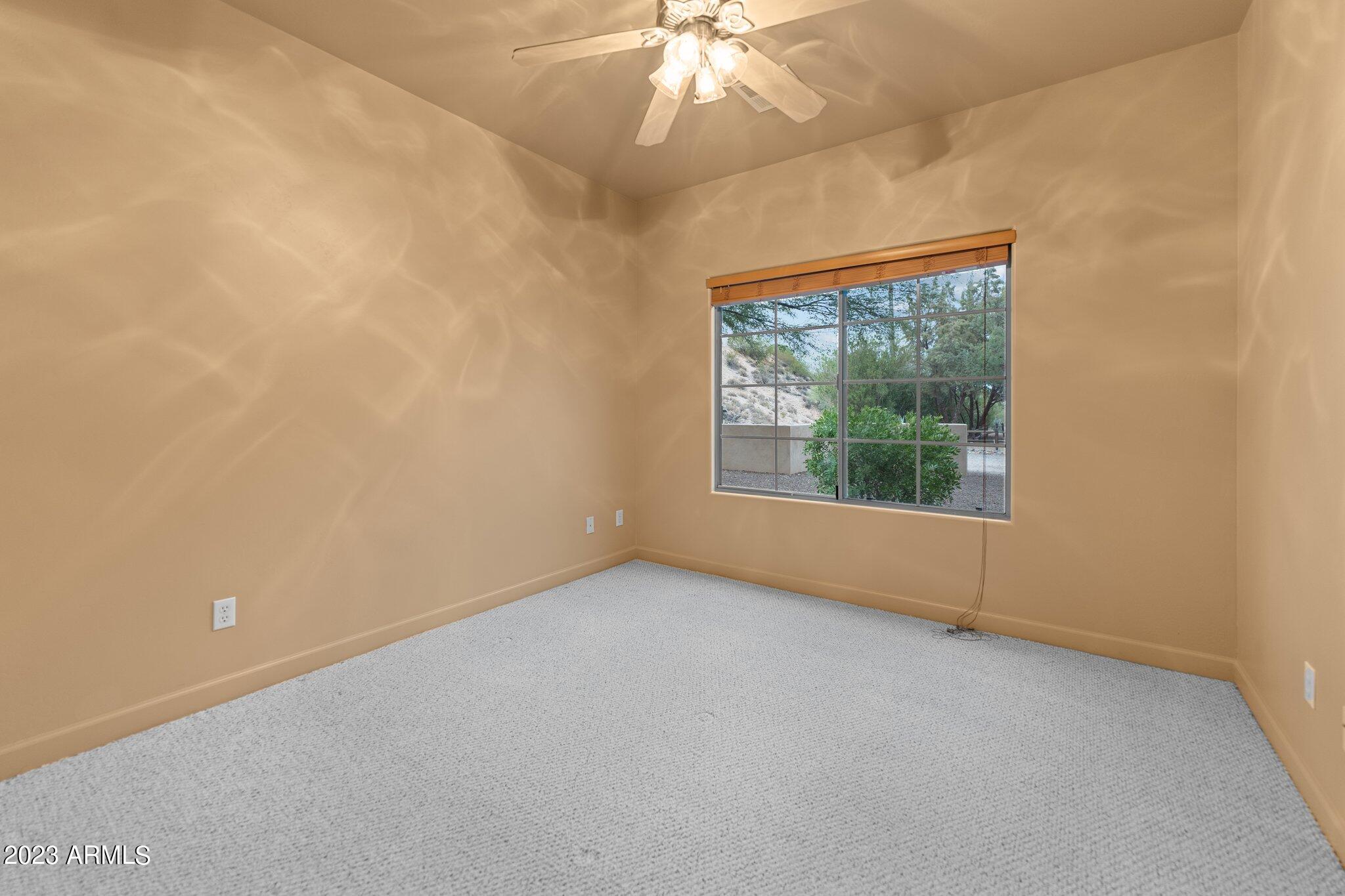 406 N Mariposa Drive