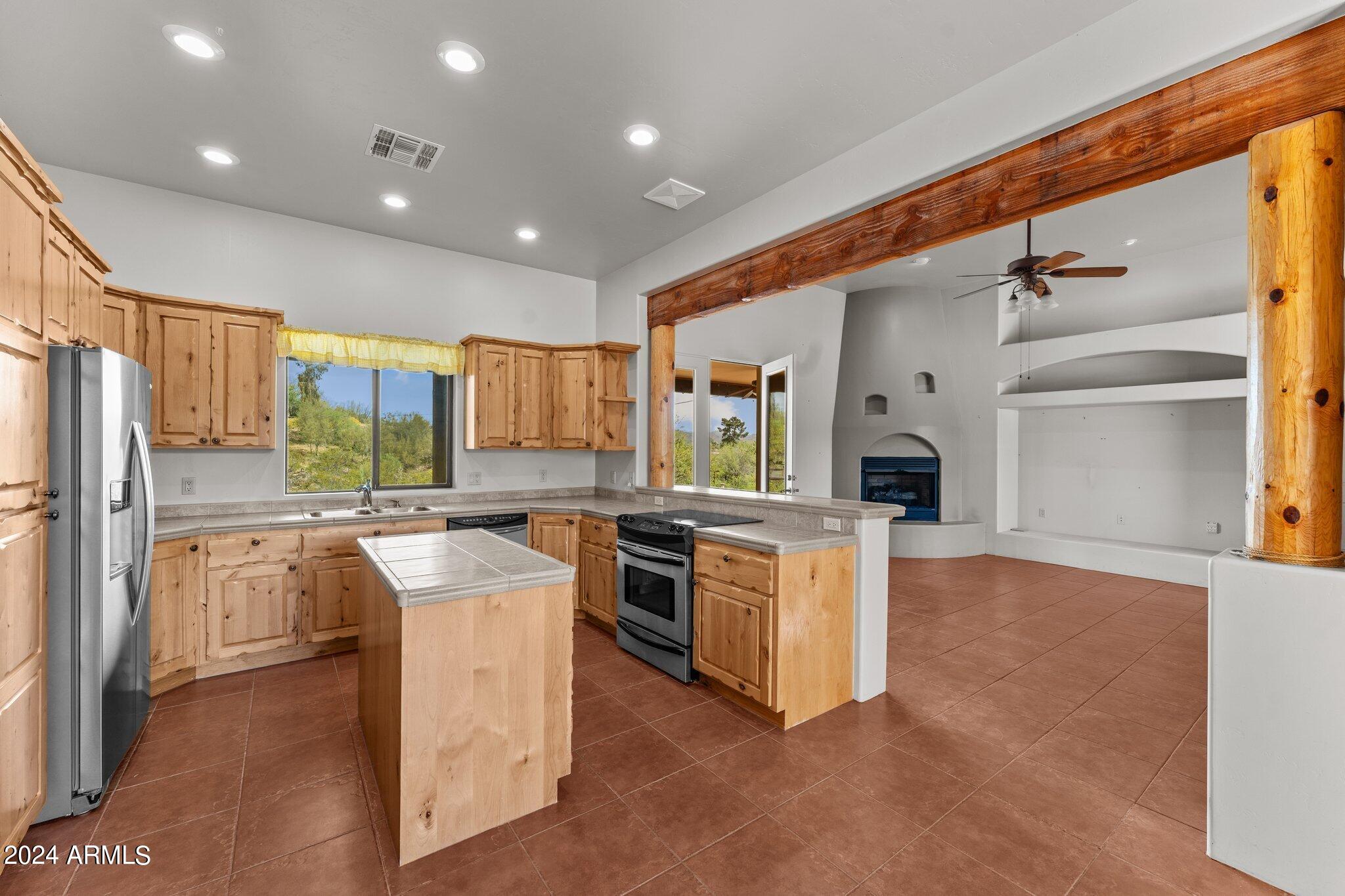 530 SUNNY COVE HEIGHTS Road