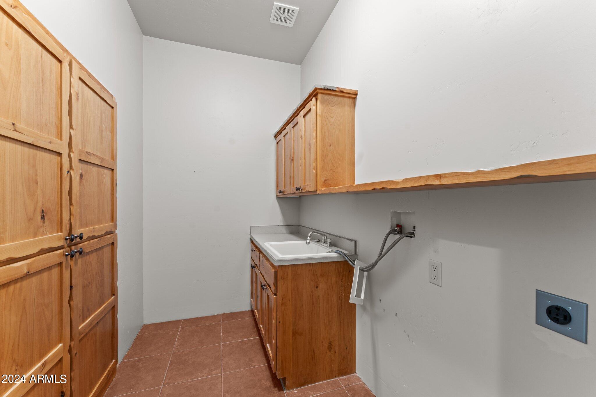 530 SUNNY COVE HEIGHTS Road