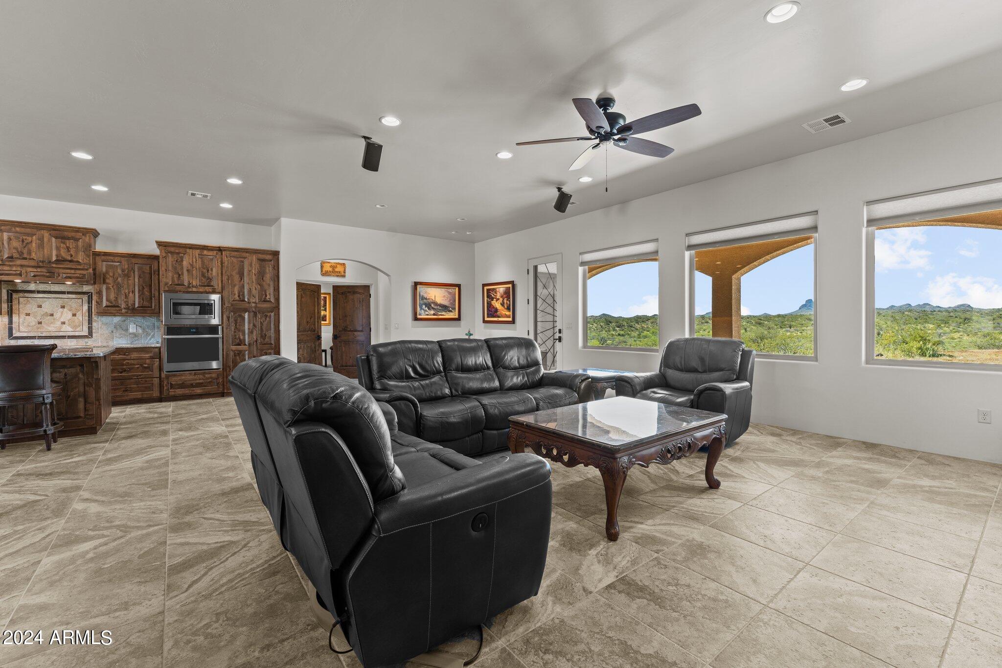 3615 OLD STAGECOACH Road