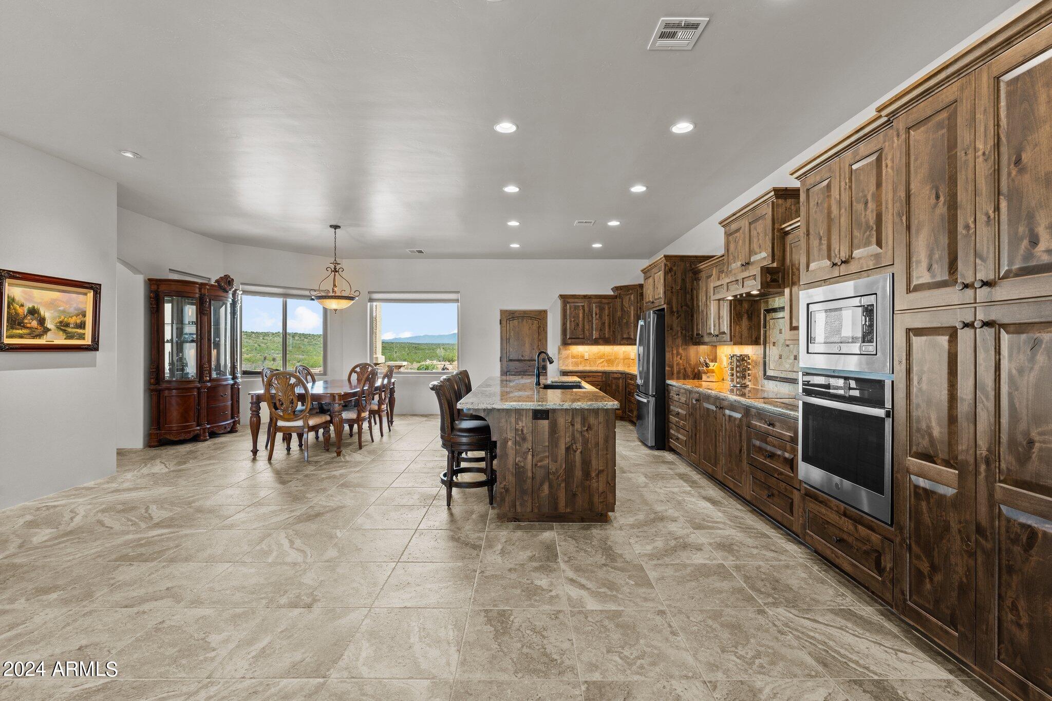 3615 OLD STAGECOACH Road