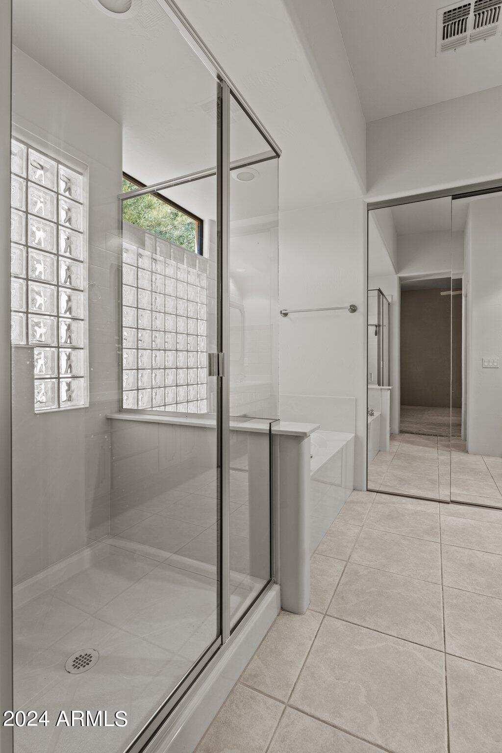 1595 W CALLE SIMPATICO --