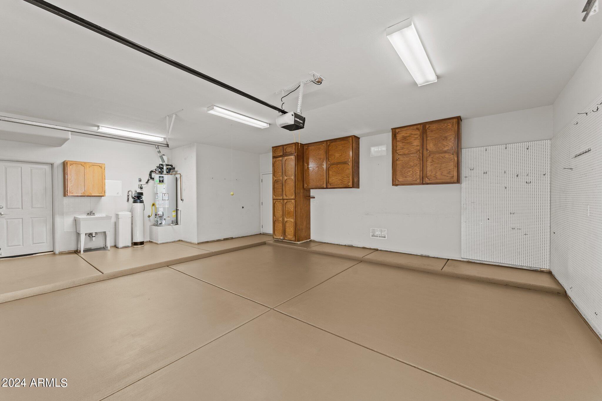 1595 W CALLE SIMPATICO --