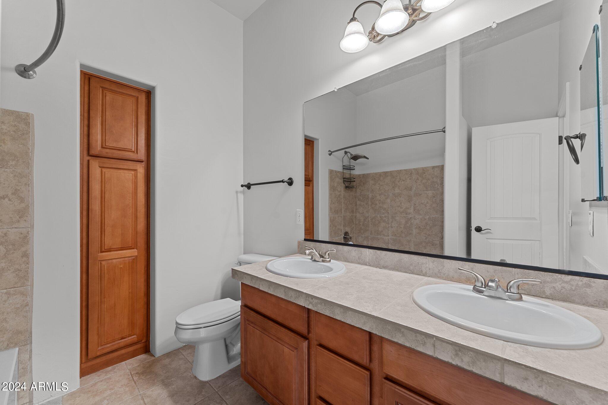 27924 N 256TH Avenue