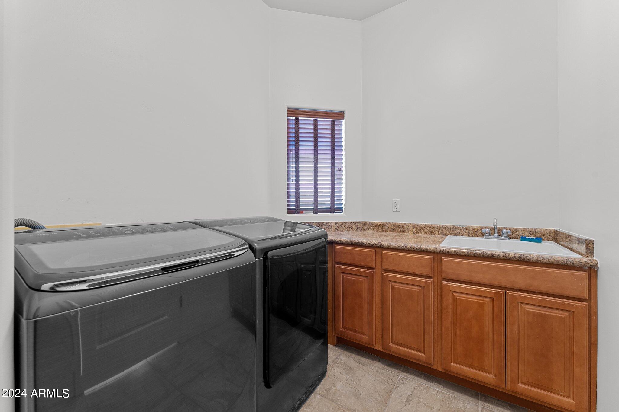 27924 N 256TH Avenue