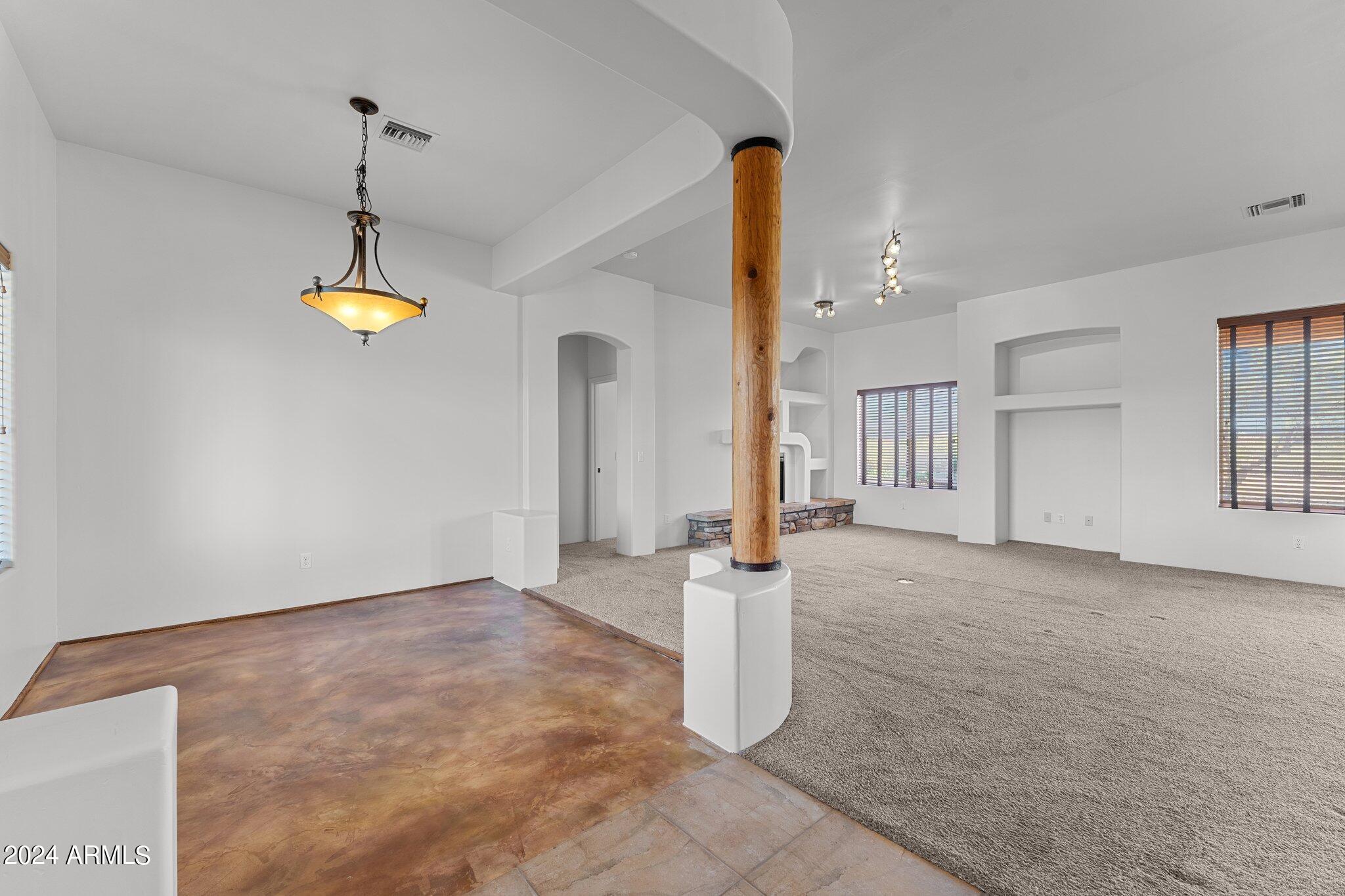 27924 N 256TH Avenue