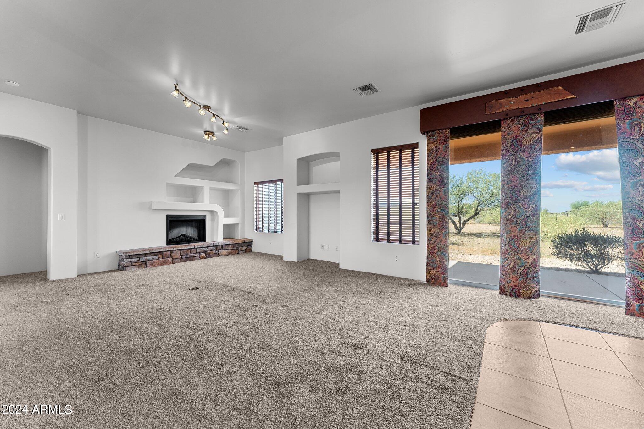 27924 N 256TH Avenue