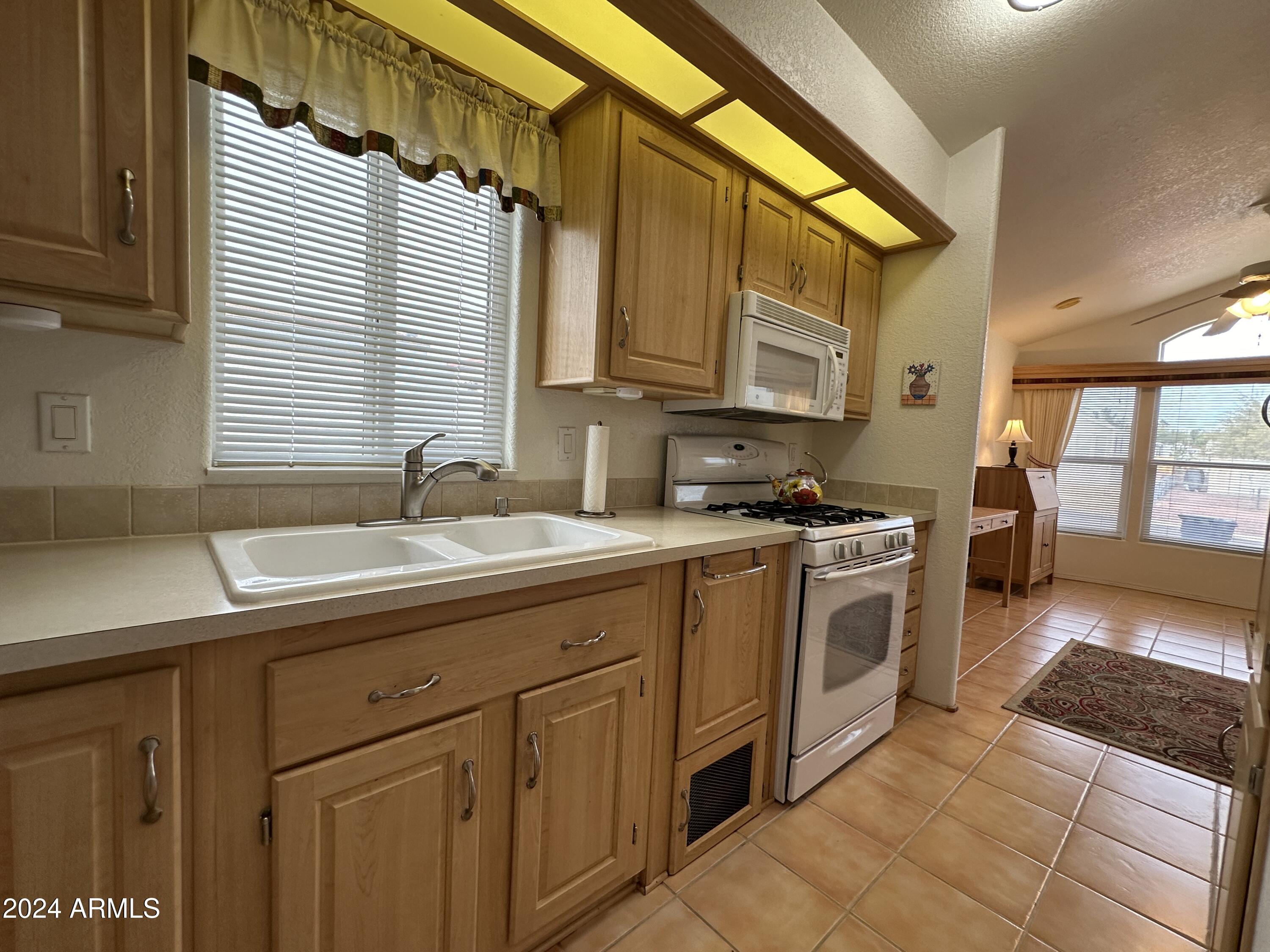 21261 W WIND SPIRIT Lane Unit: Lot317