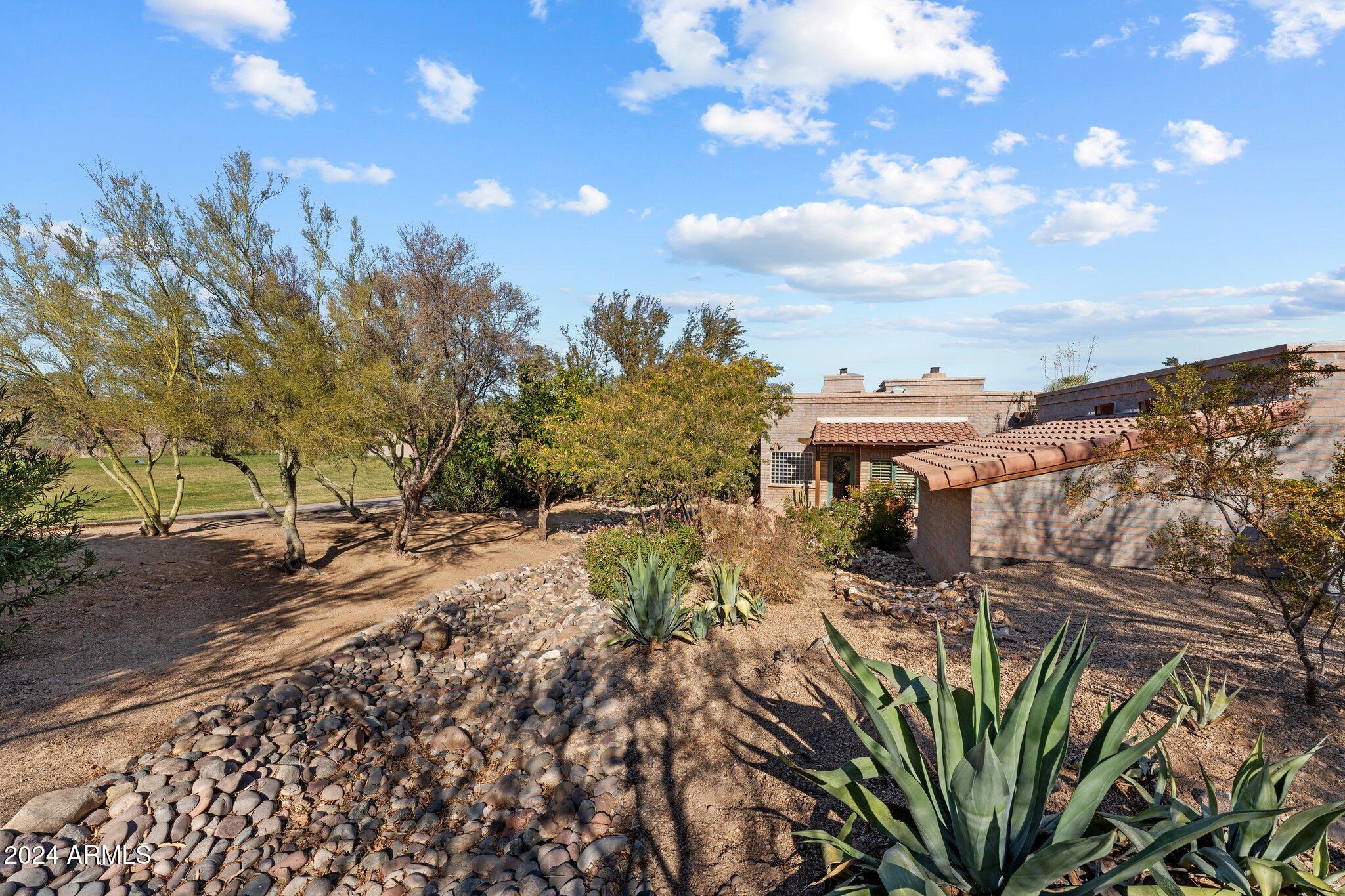 1545 FLICKER Lane