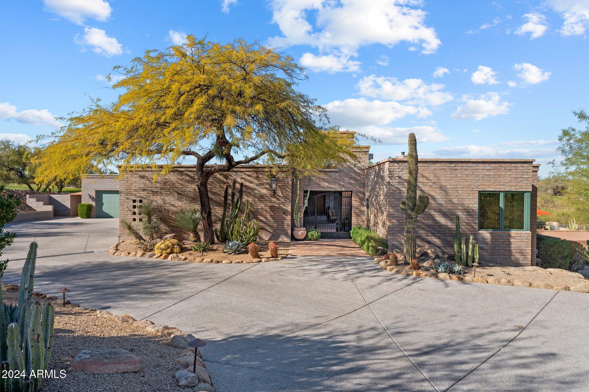 1545 FLICKER Lane