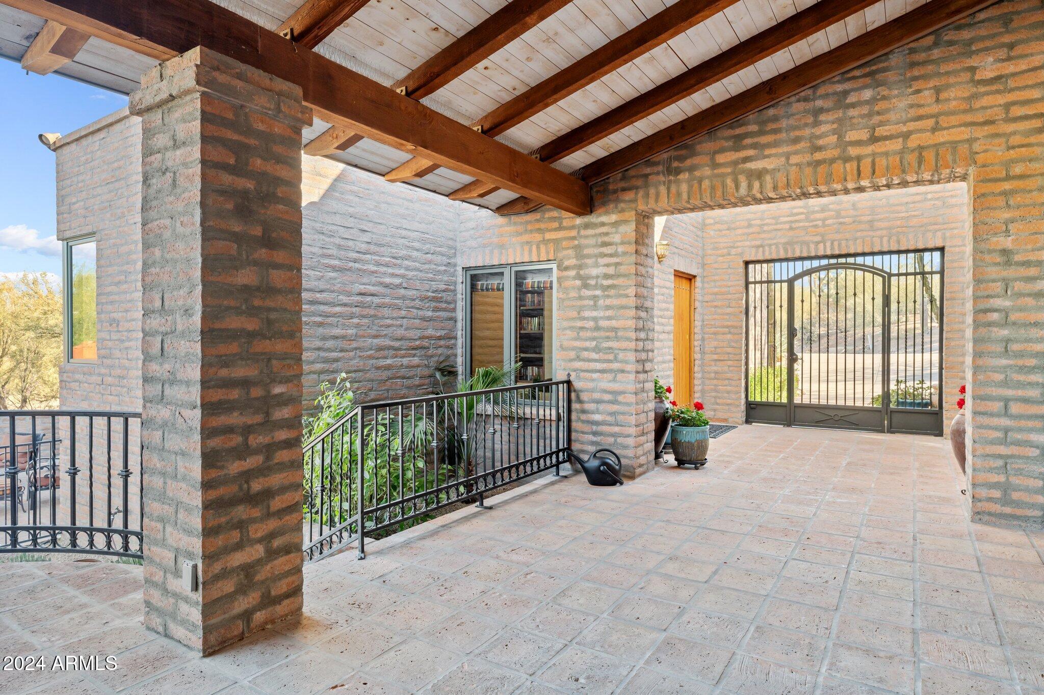1545 FLICKER Lane