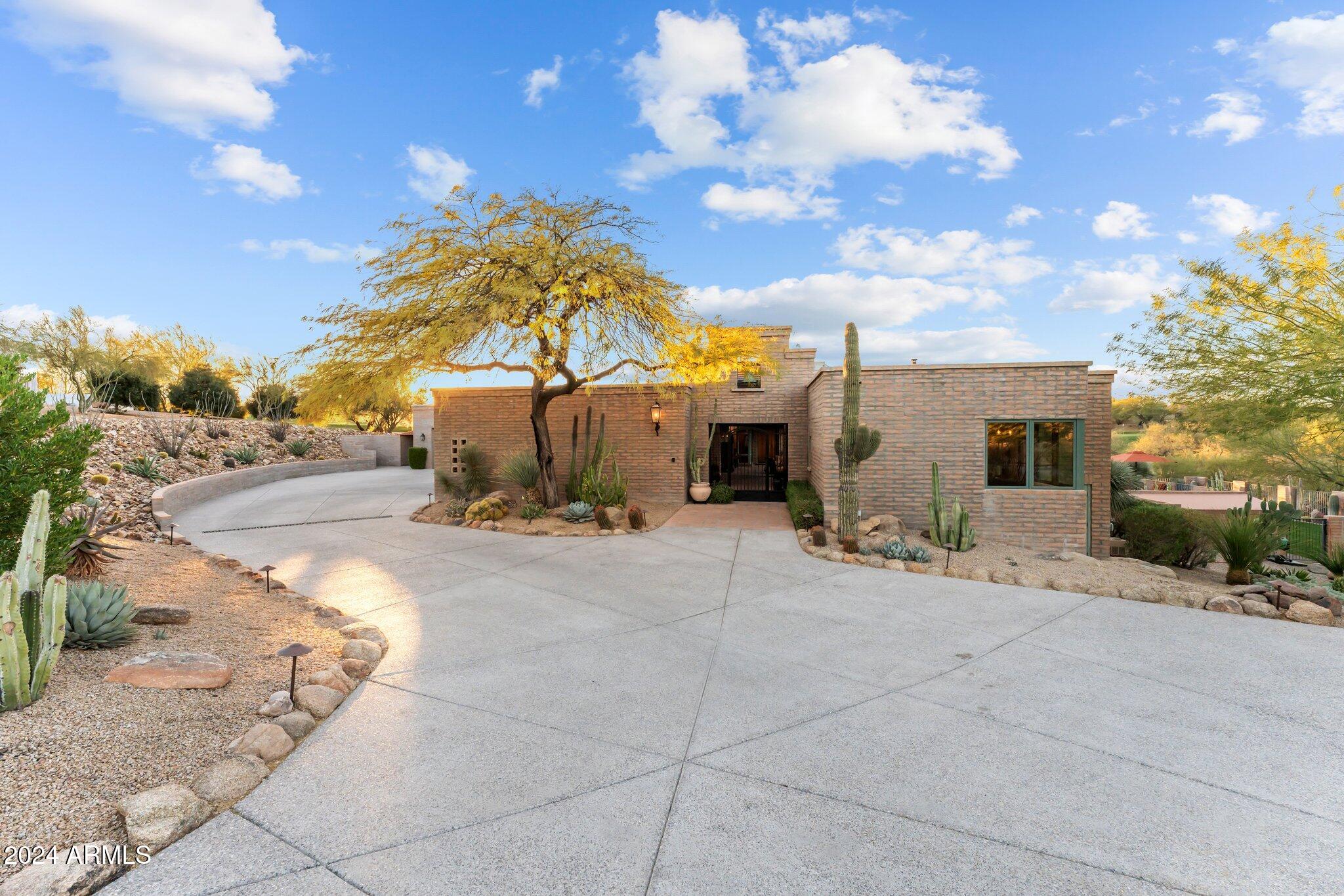 1545 FLICKER Lane