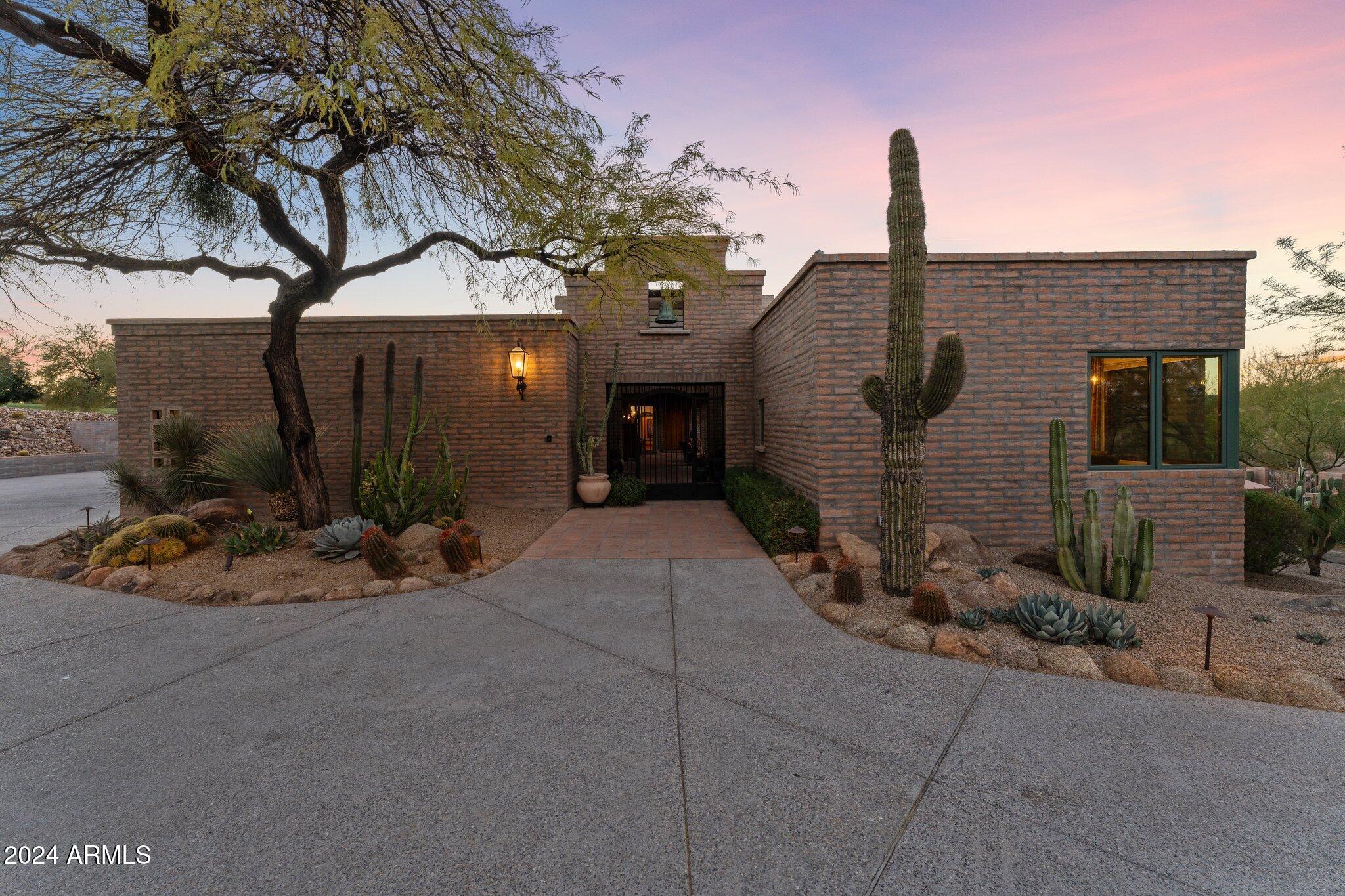 1545 FLICKER Lane