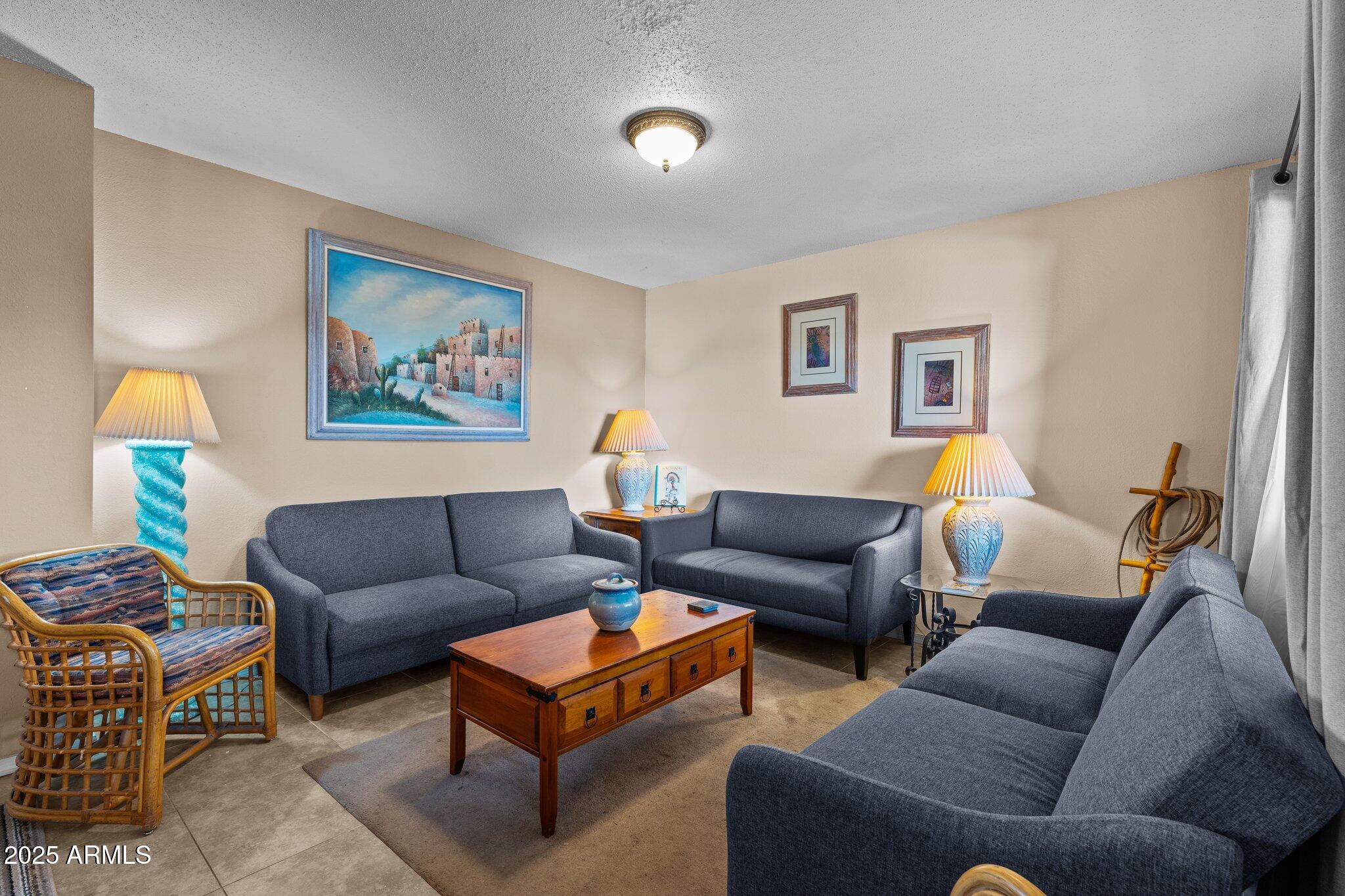 90 W Yavapai Street, 20