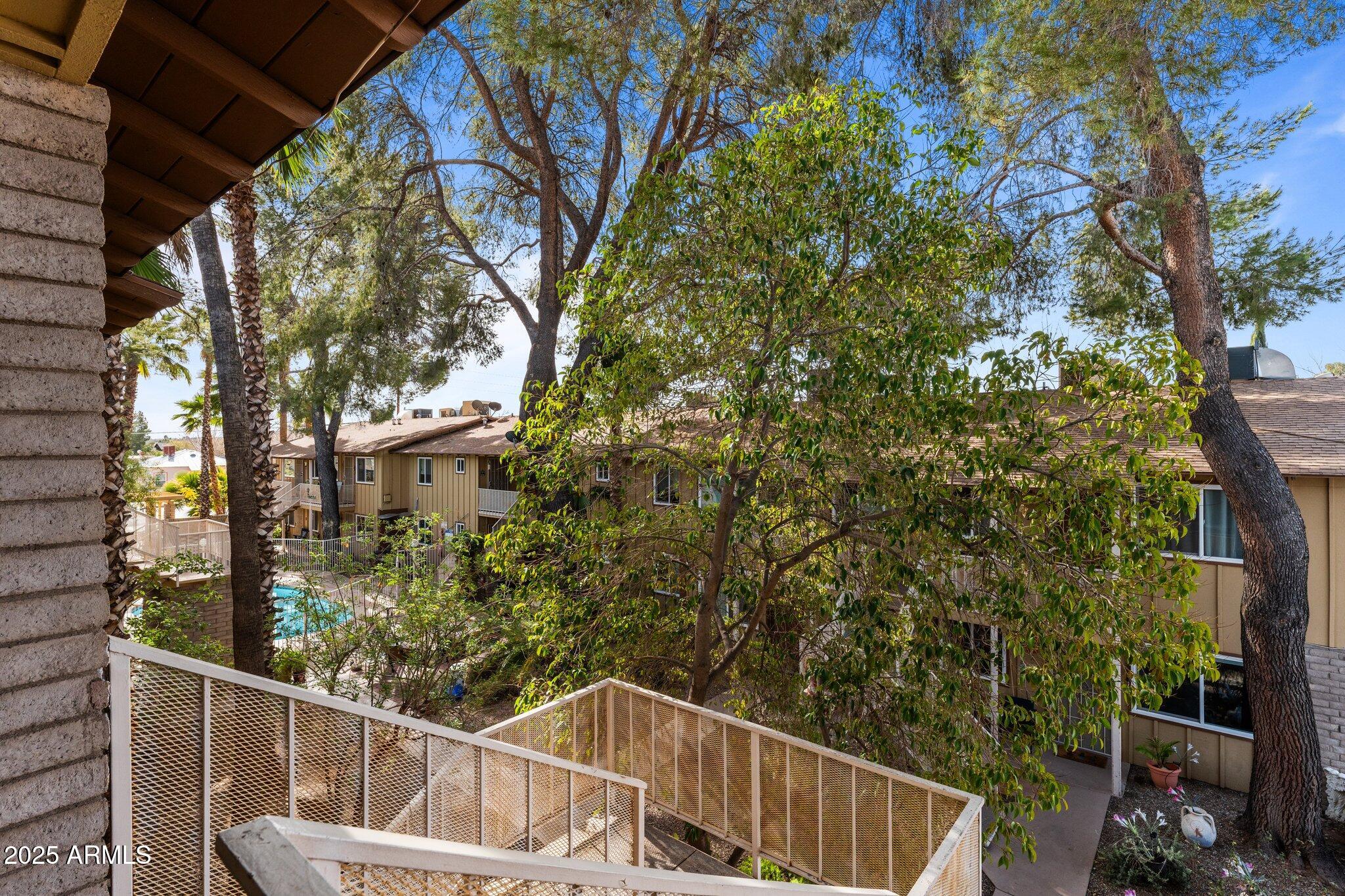 90 W Yavapai Street, 20