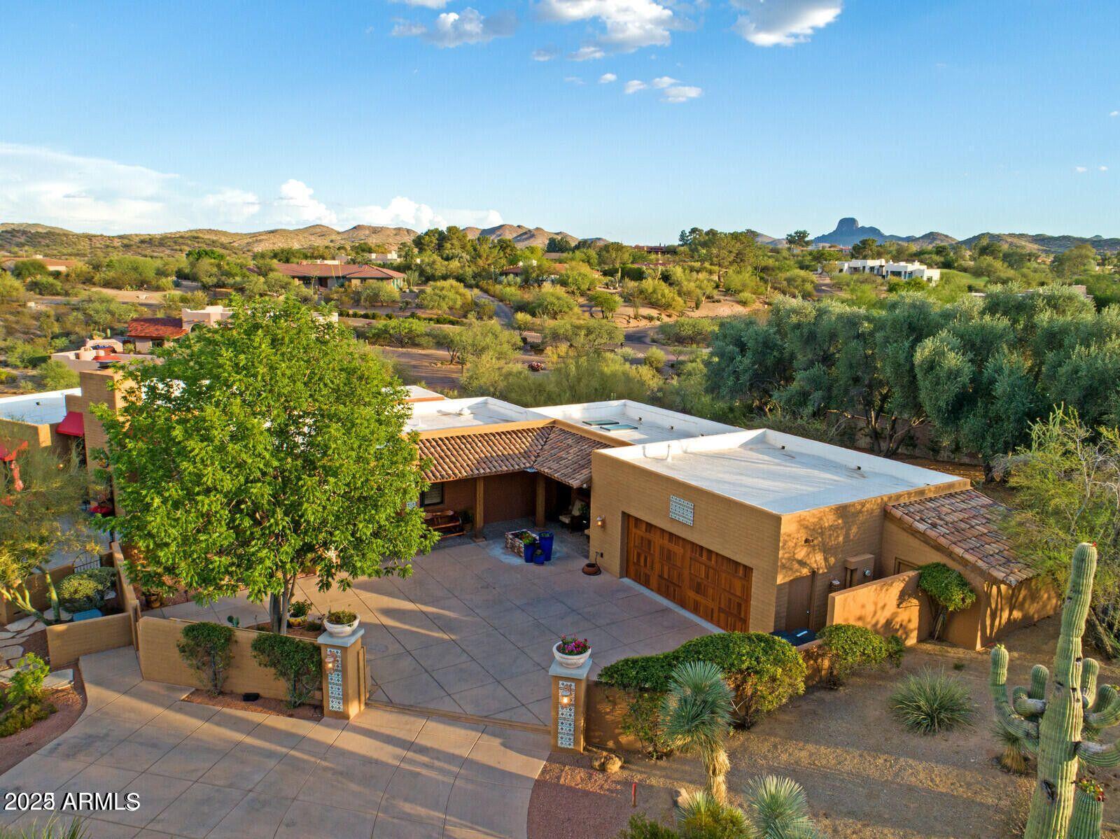 1489 THRASHER Lane