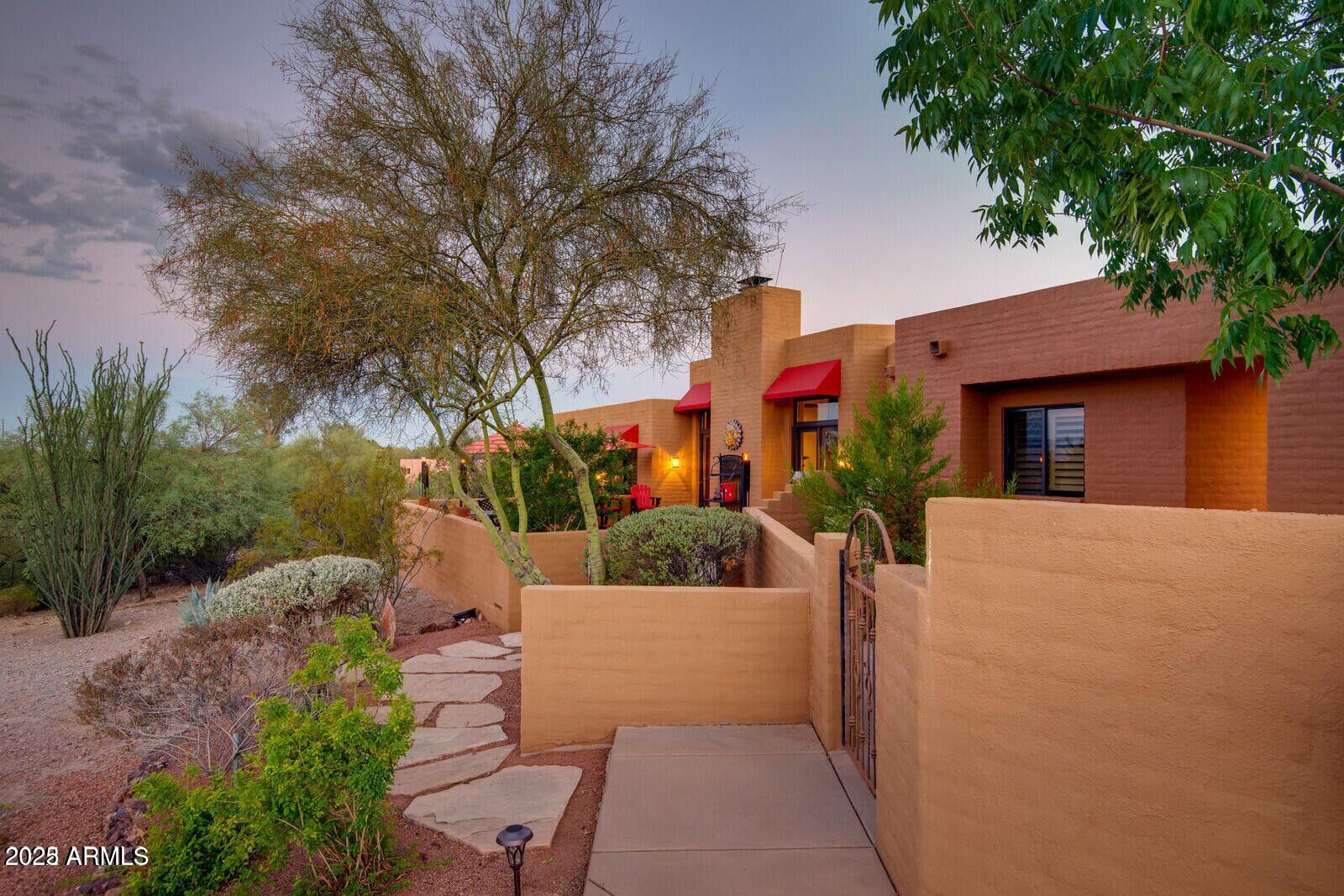 1489 THRASHER Lane